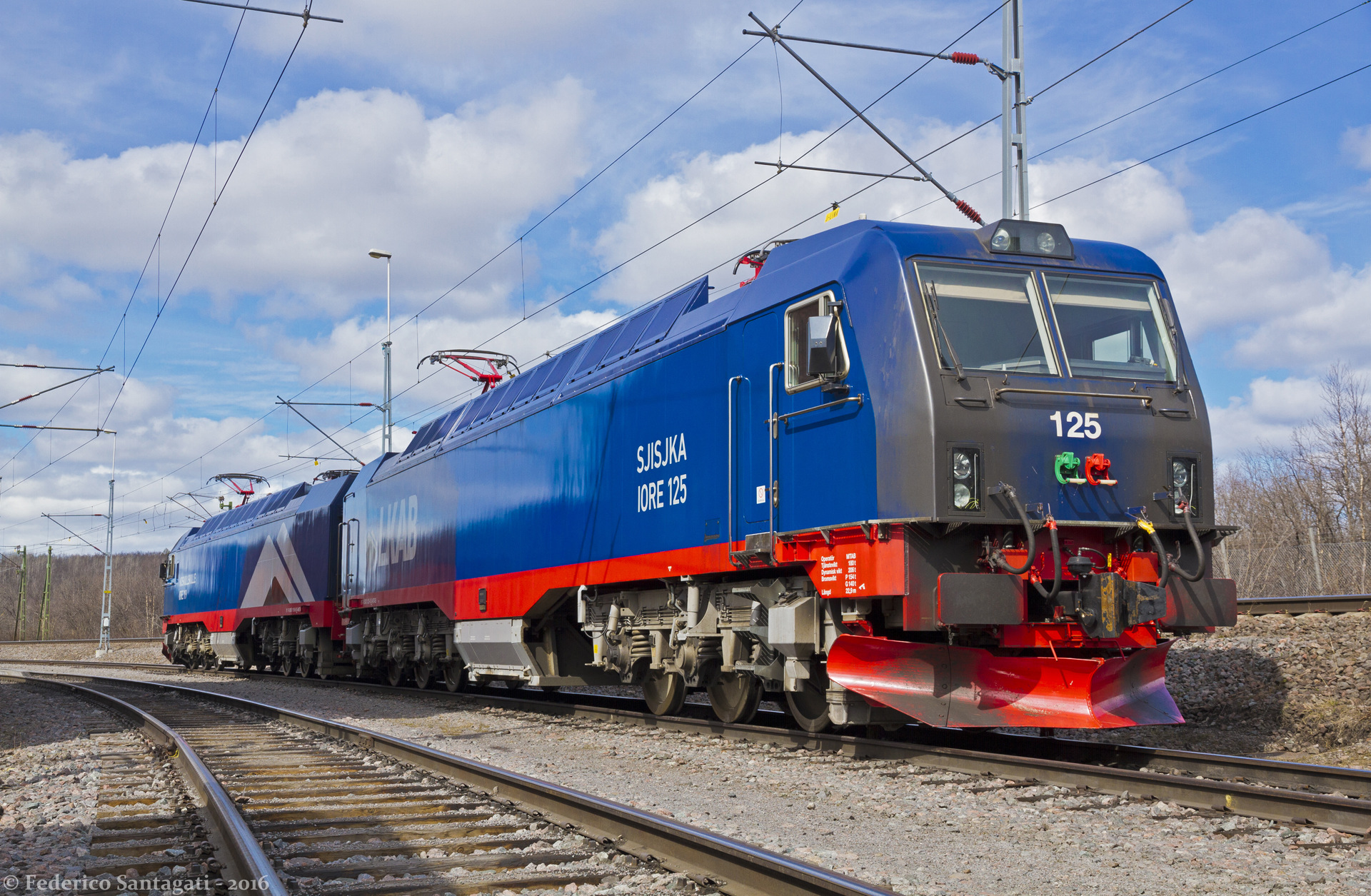 Bombardier IORE H80AC – photo 21