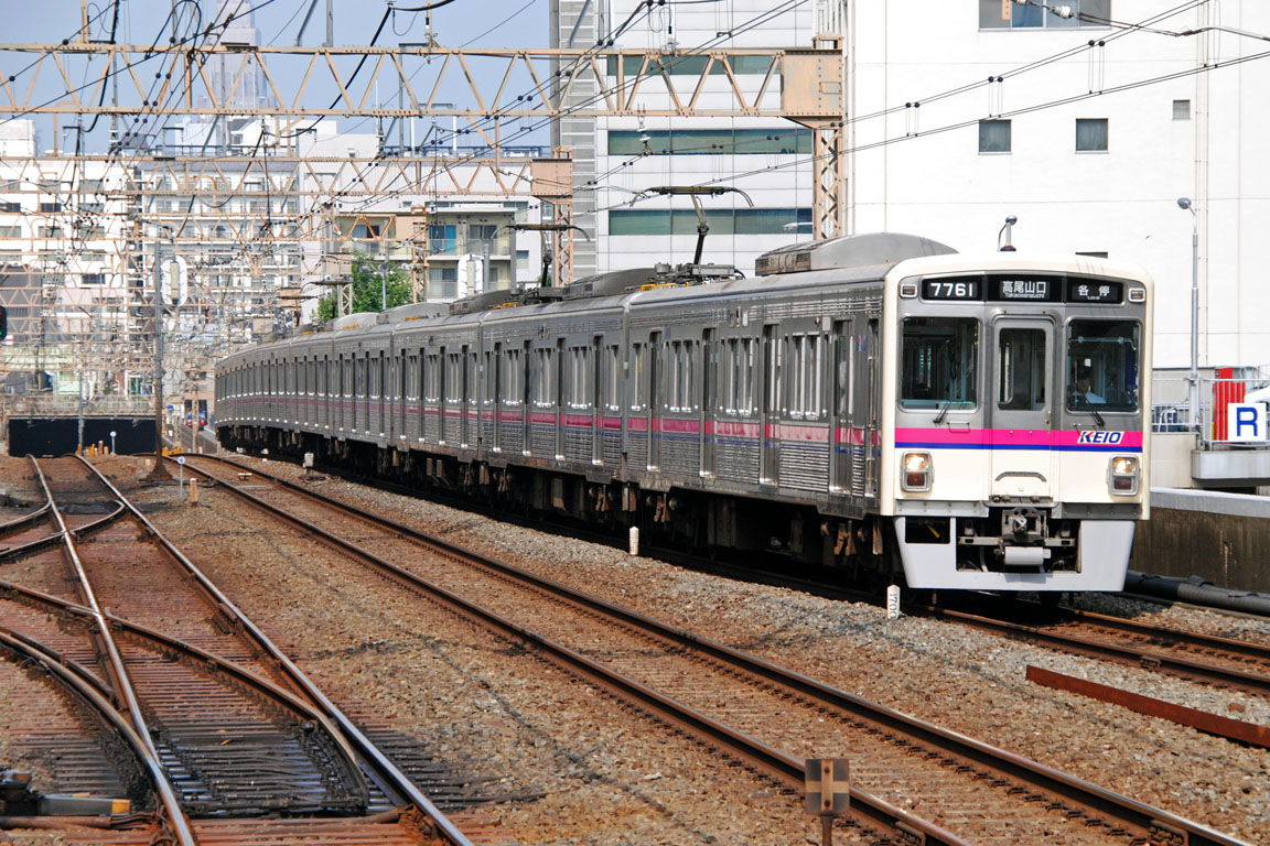 Nippon Sharyo Keio 7000 – photo 5