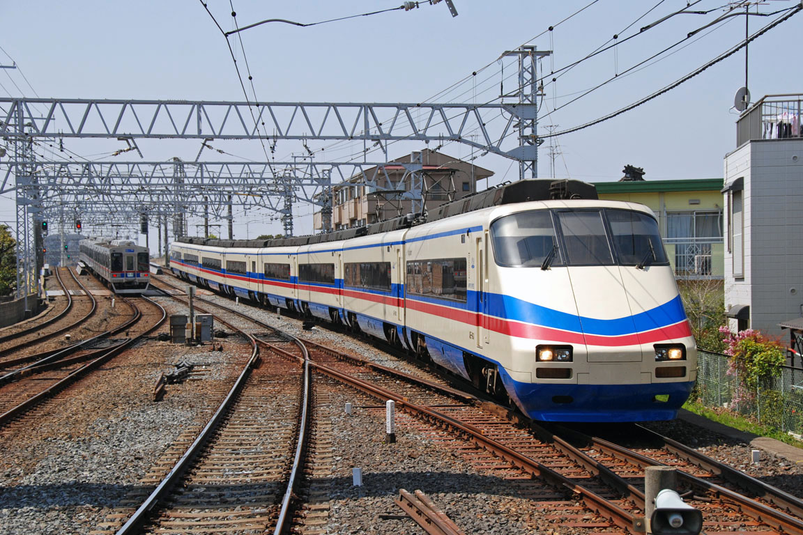 Nippon Sharyo JNR AE100 – photo 4