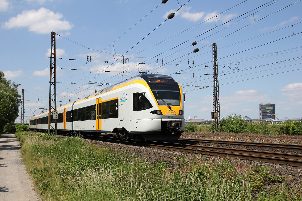 Stadler Flirt 5/12 15kV – photo 8