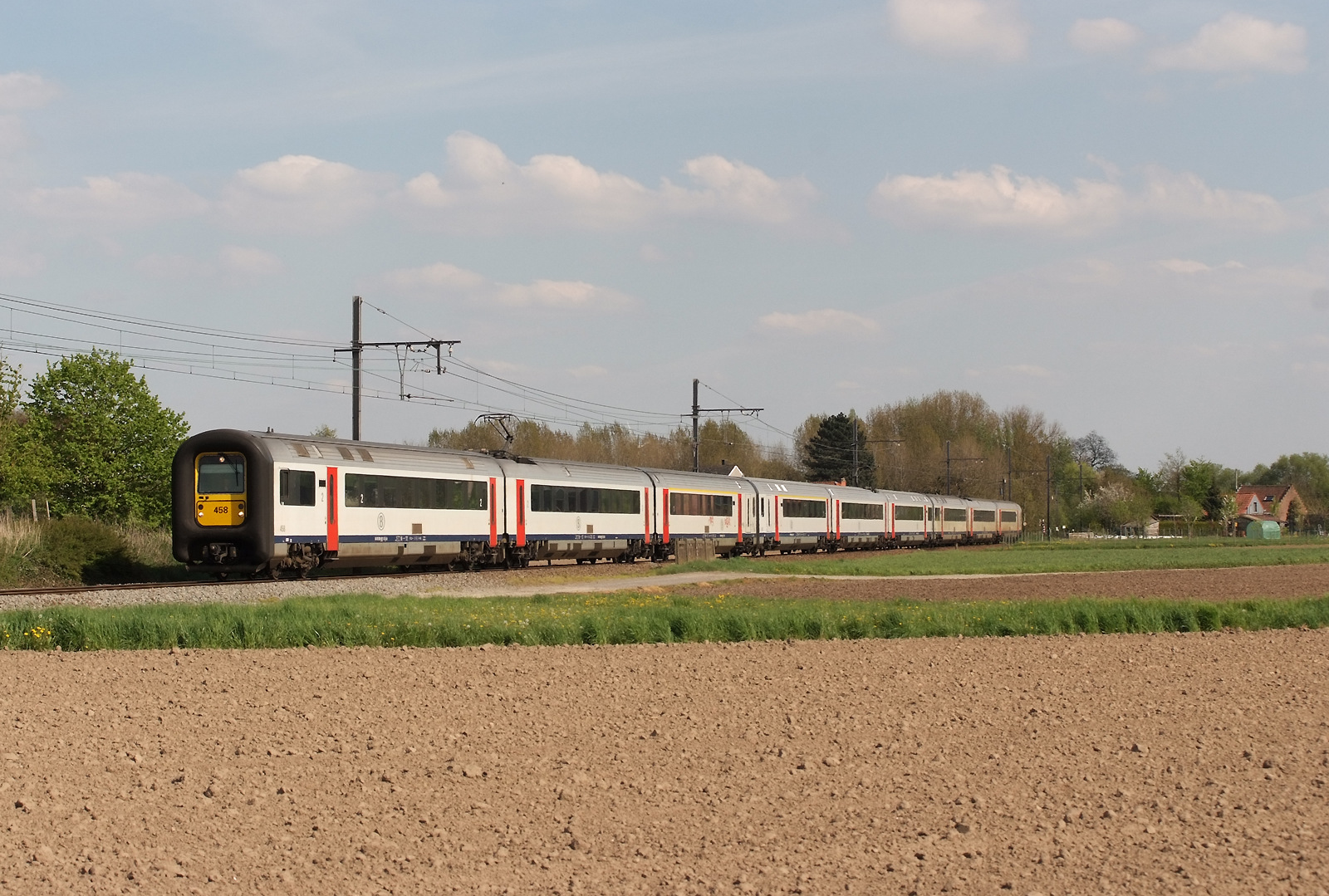 Bombardier AM96.4 – photo 8