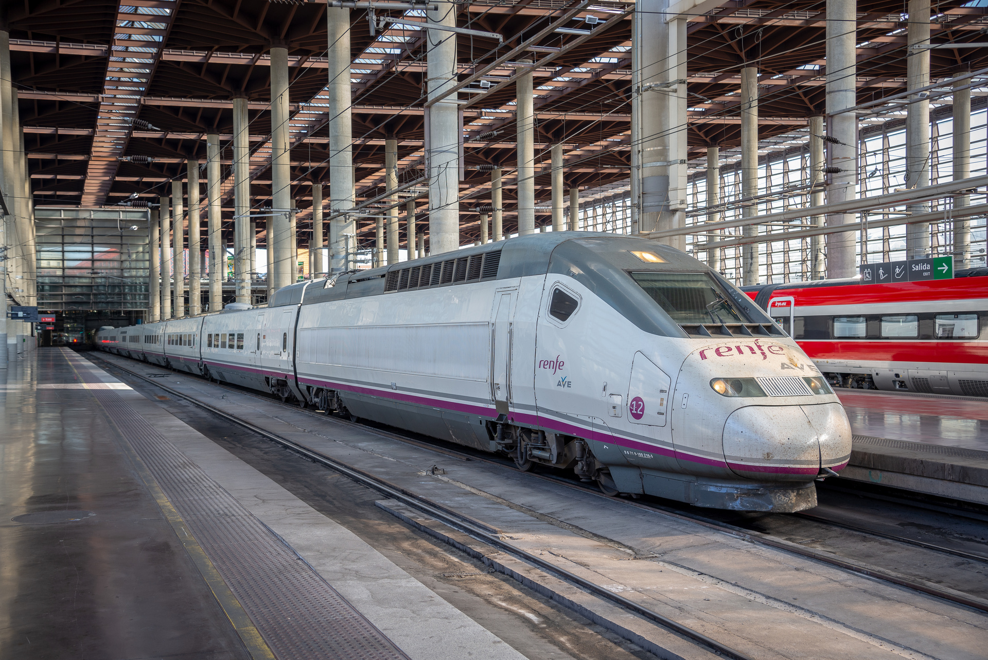CAF RENFE 100 – photo 10
