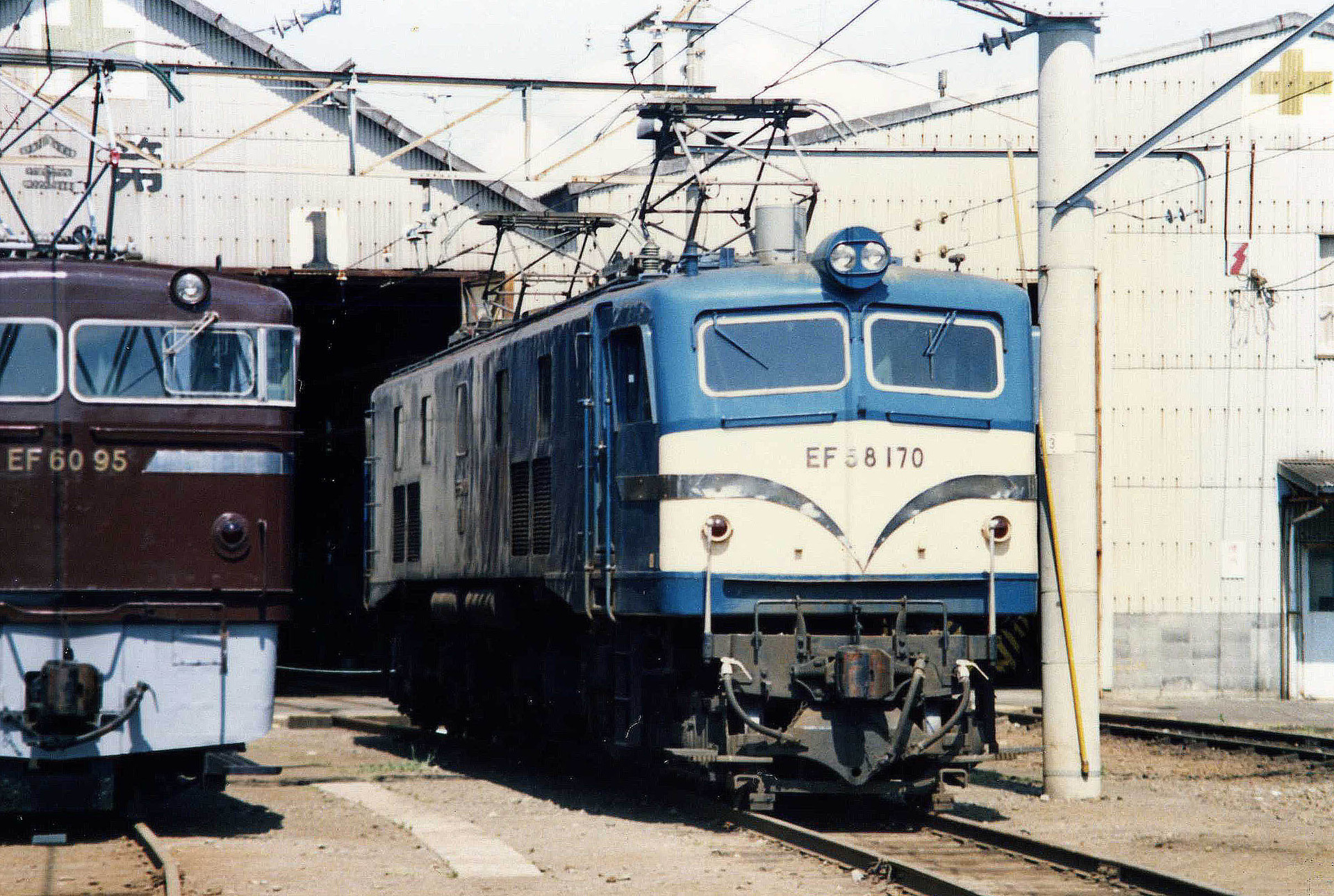 Mitsubishi JNR EF58 – photo 19