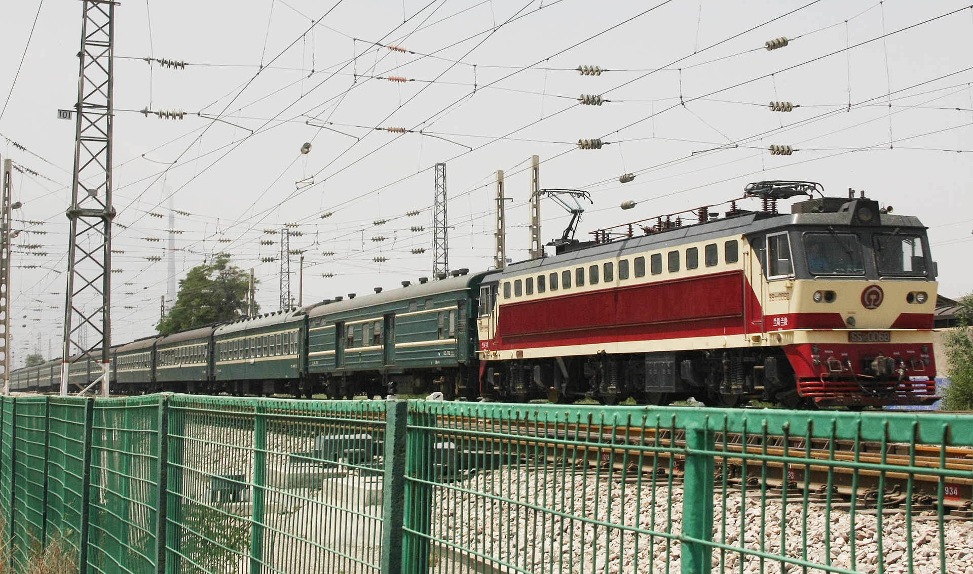 CRRC Datong SS7C – photo 7