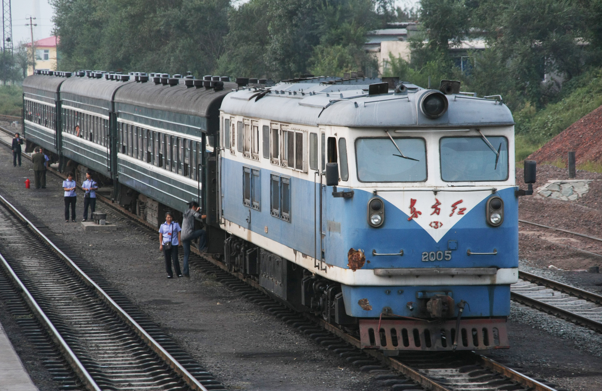CRRC Qingdao Sifang DFH3 – foto 2