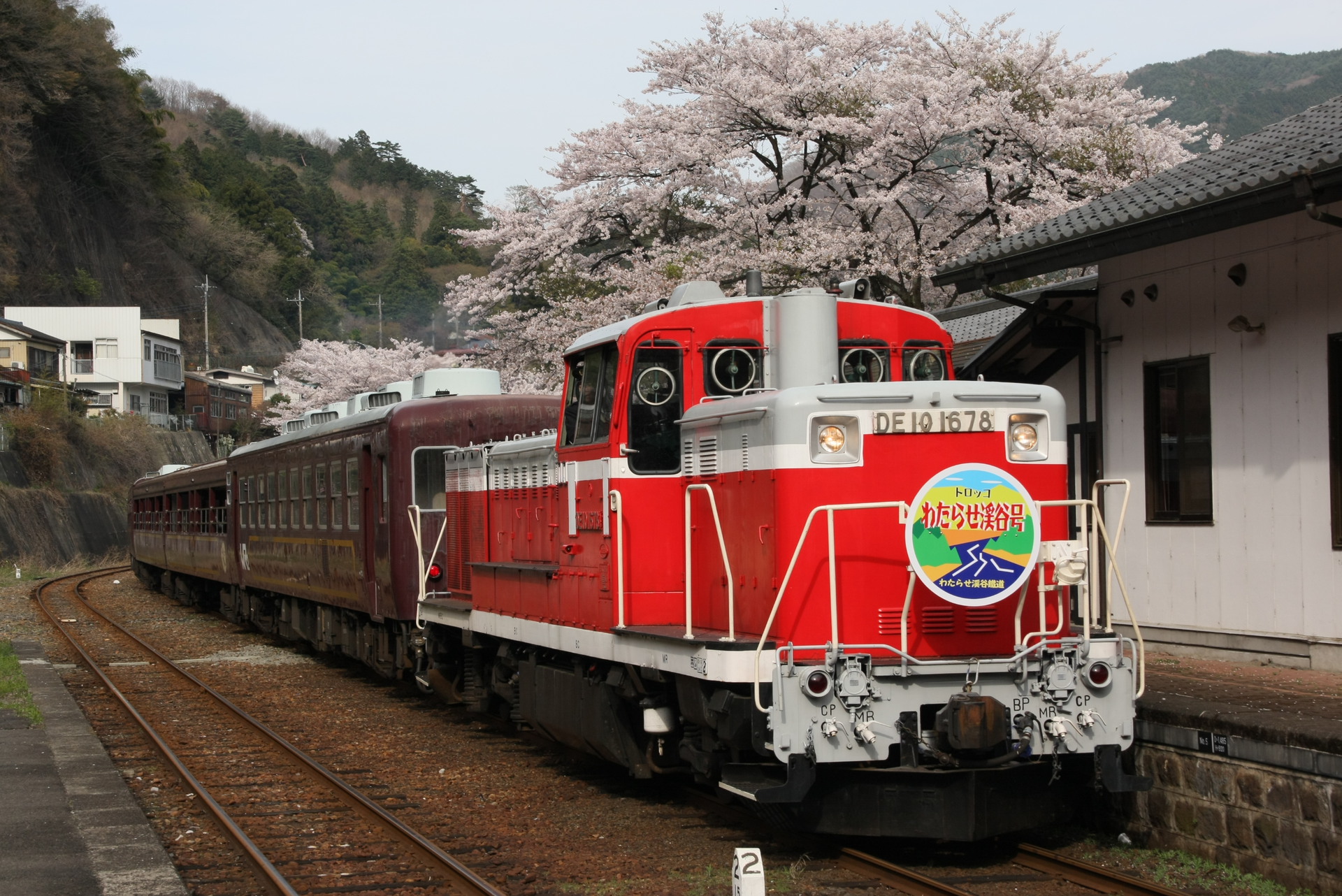 Nippon Sharyo JNR DE10 – photo 6