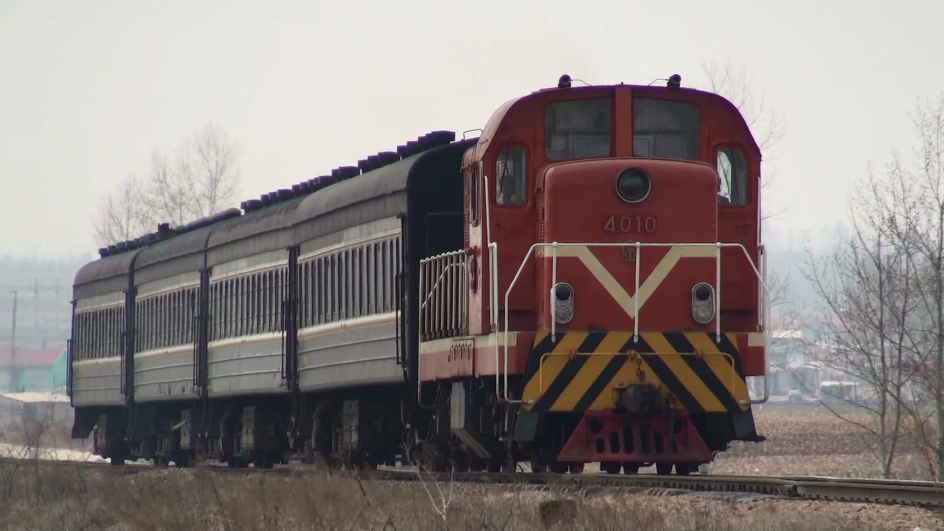 CRRC Qingdao Sifang DFH5 – foto 2
