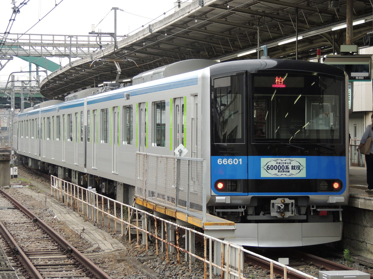 Hitachi Tobu 60000 – photo 2