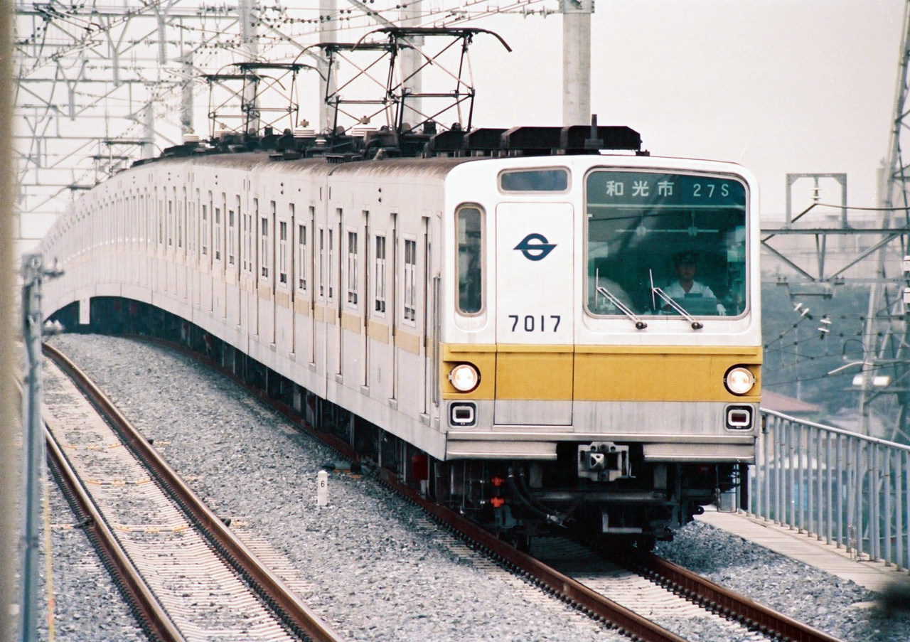 Nippon Sharyo Tokyo Metro 7000 series – photo 3