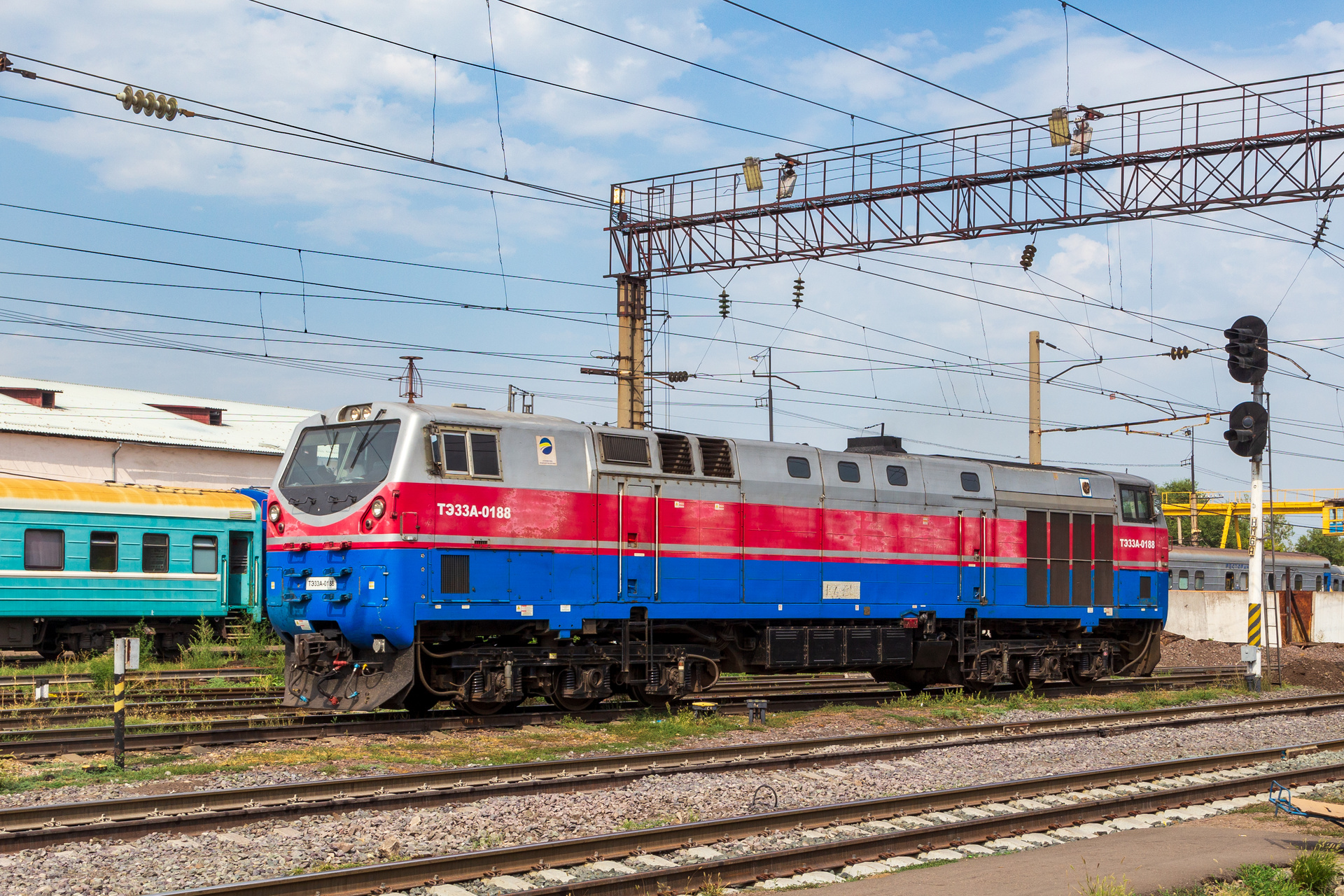 GE ES44ACi – photo 16
