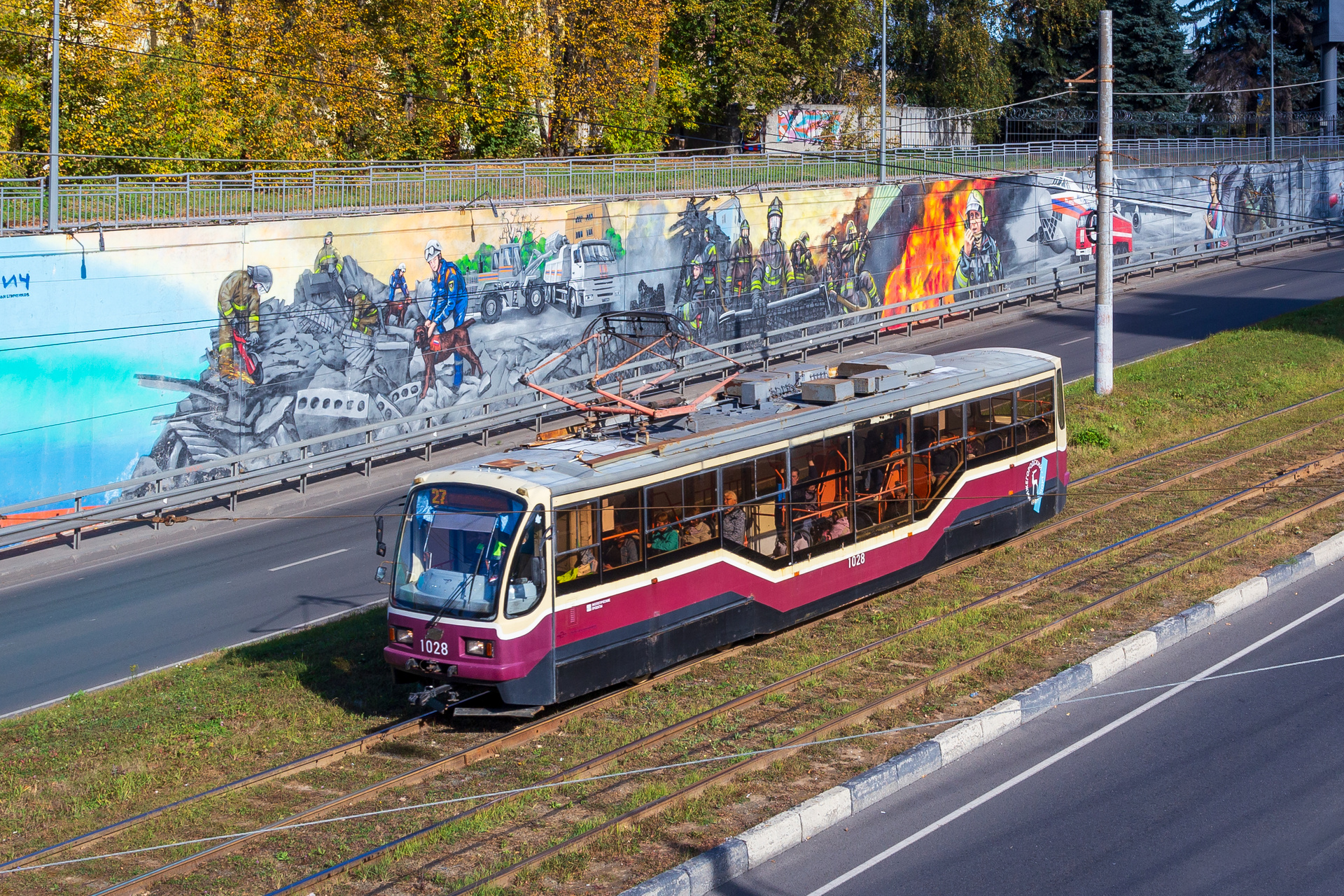 Uraltransmash 71-407 – Foto 2
