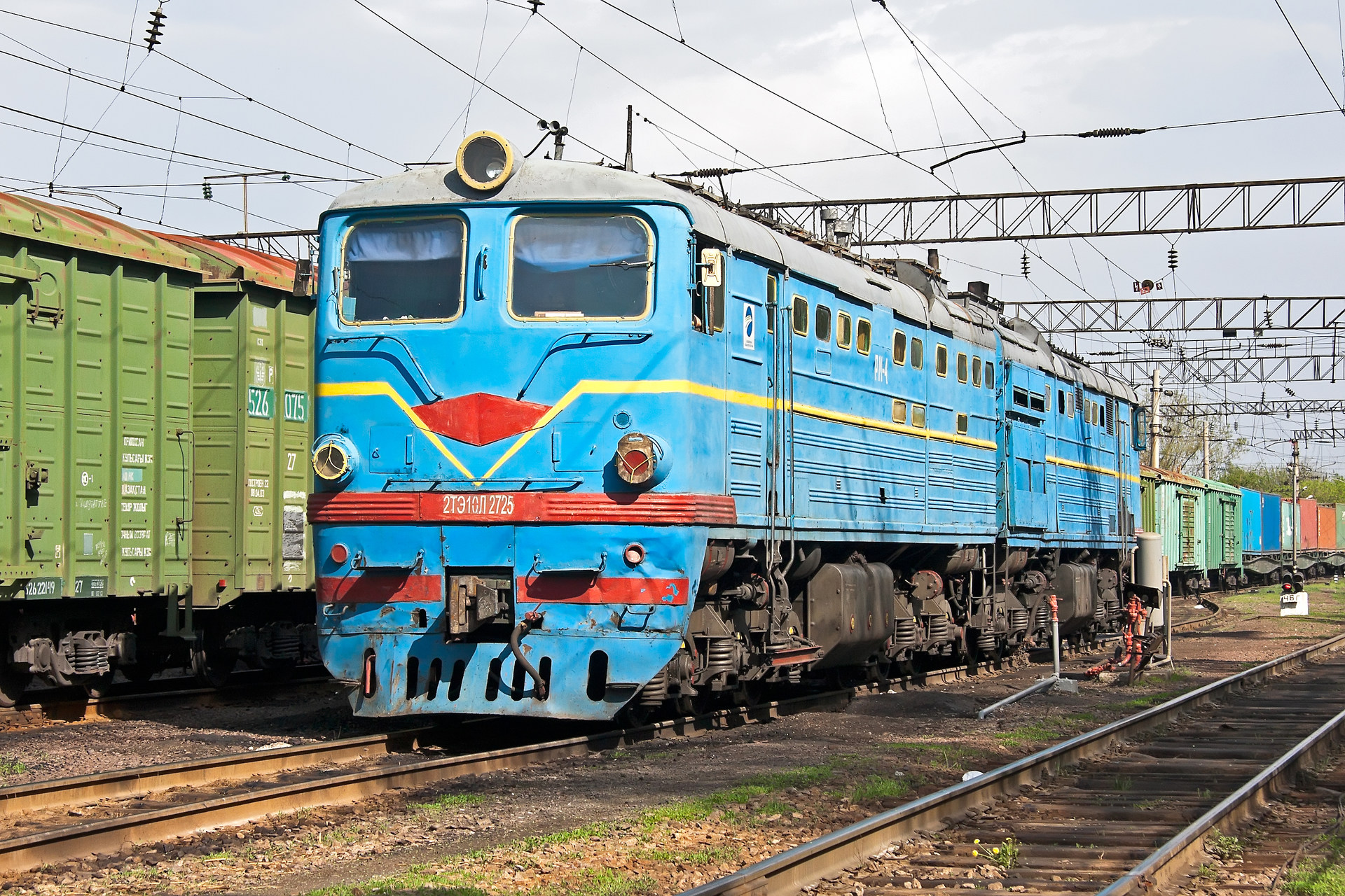 Luhanskteplovoz 2TE10L – foto 18