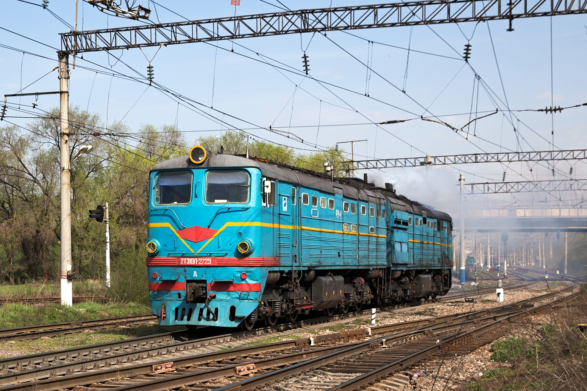 Luhanskteplovoz 2TE10L – foto 16