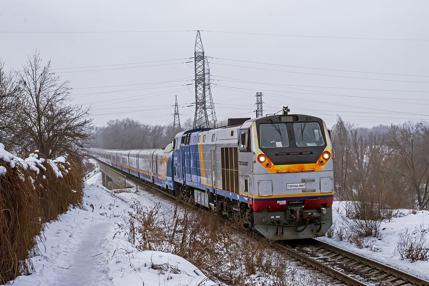 GE TEP33A – photo 8