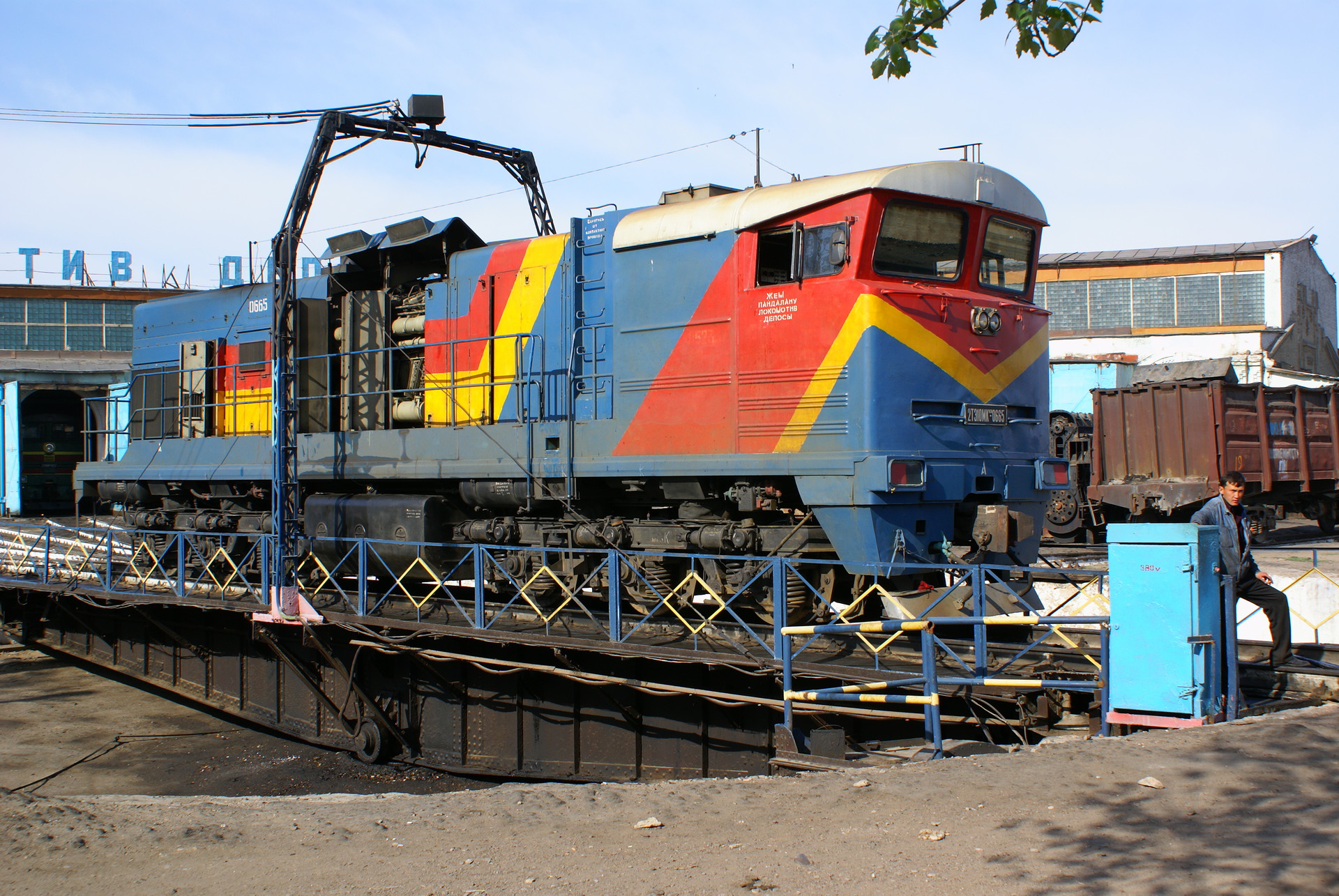 GE 2TE10MK-KN – photo 10