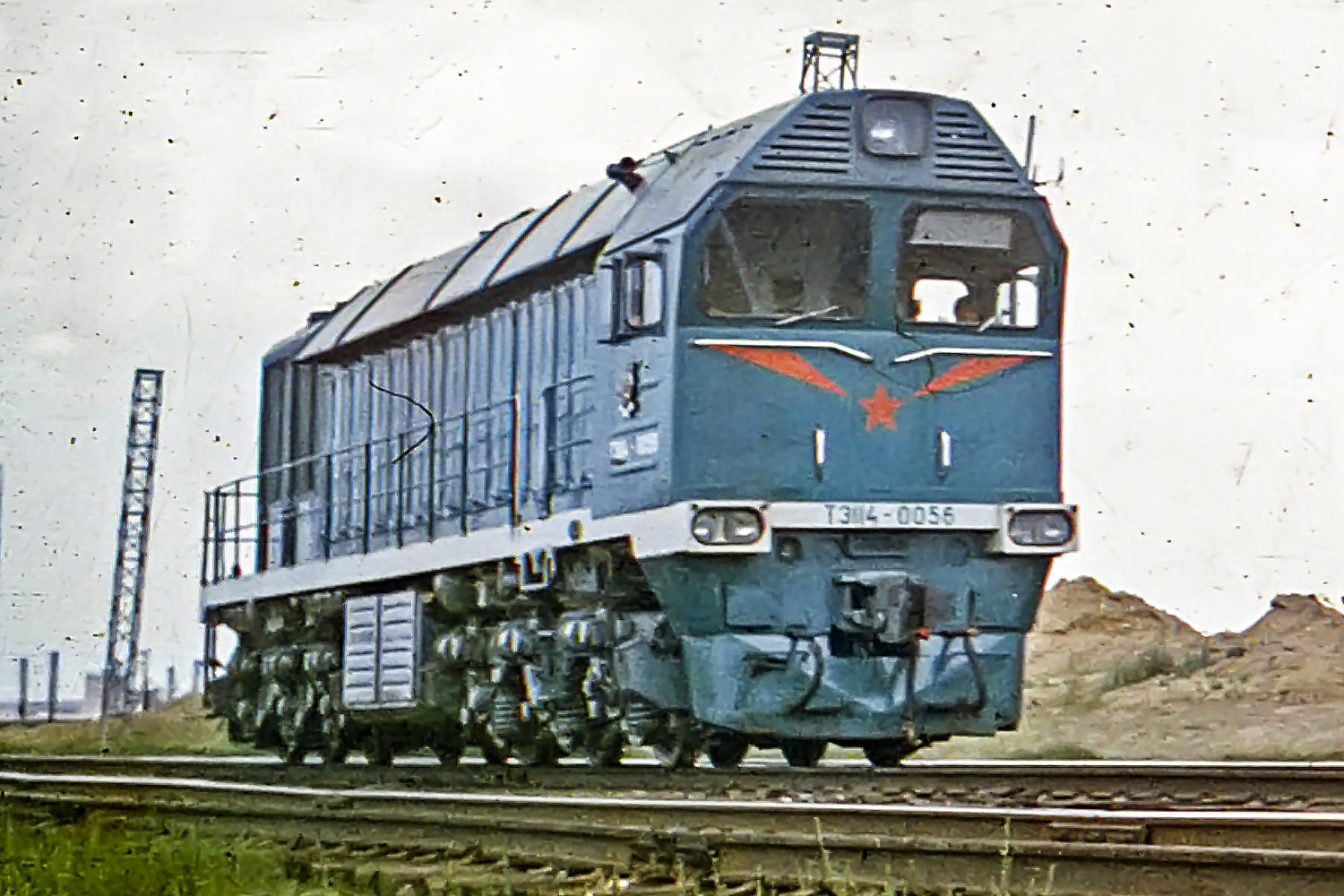 Luhanskteplovoz TE114 – foto 3