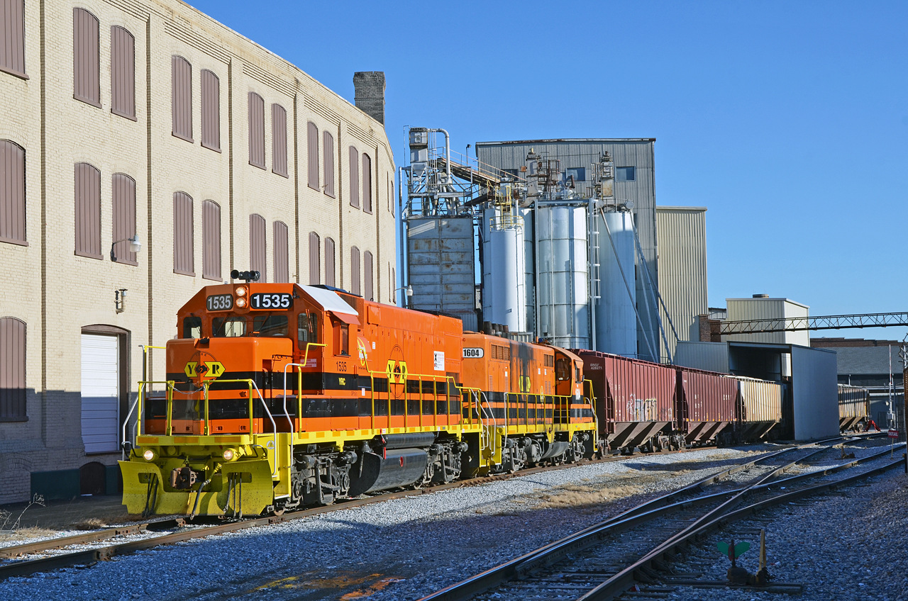 EMD GP15-1 – photo 15