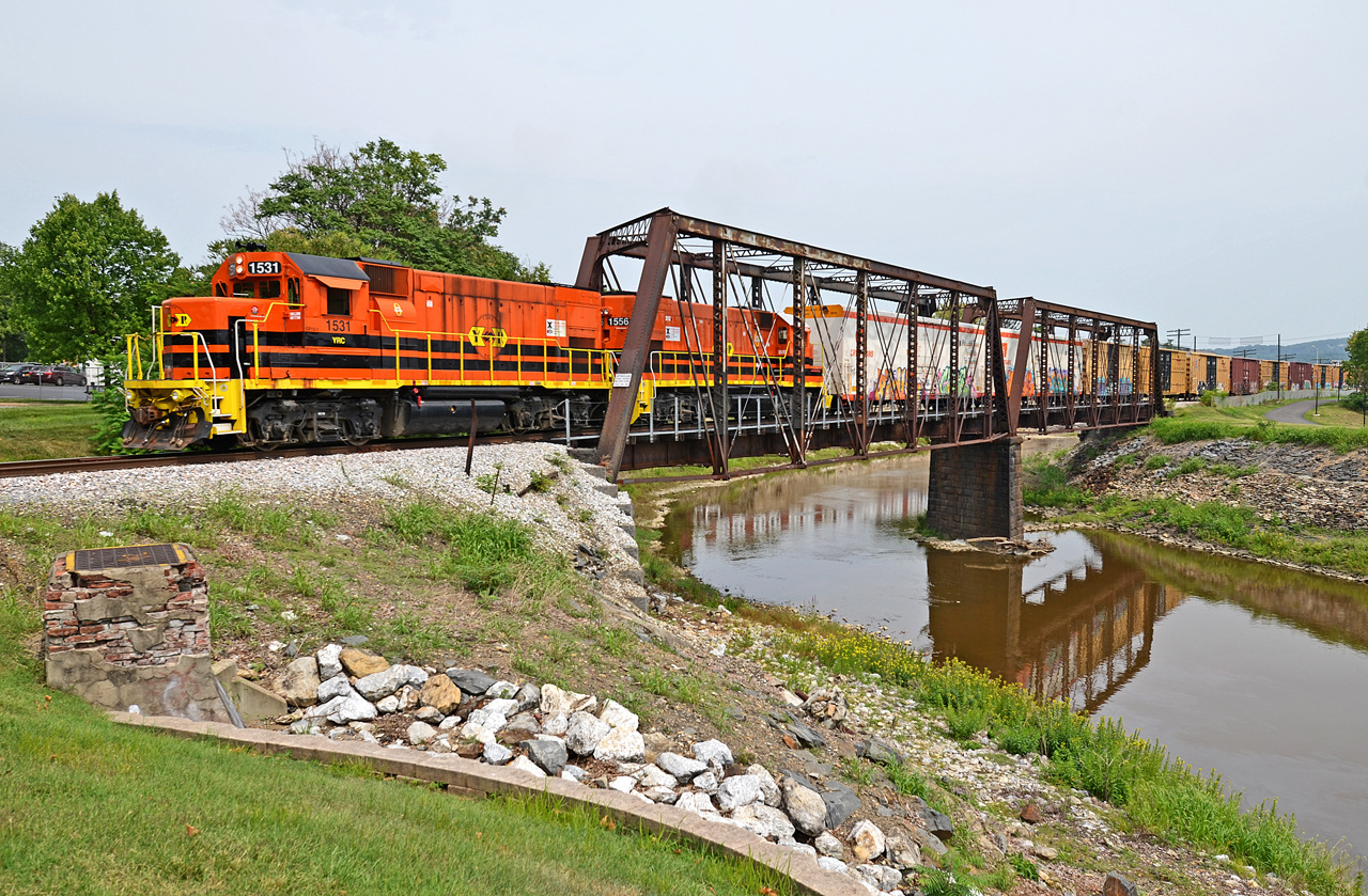 EMD GP15-1 – photo 5