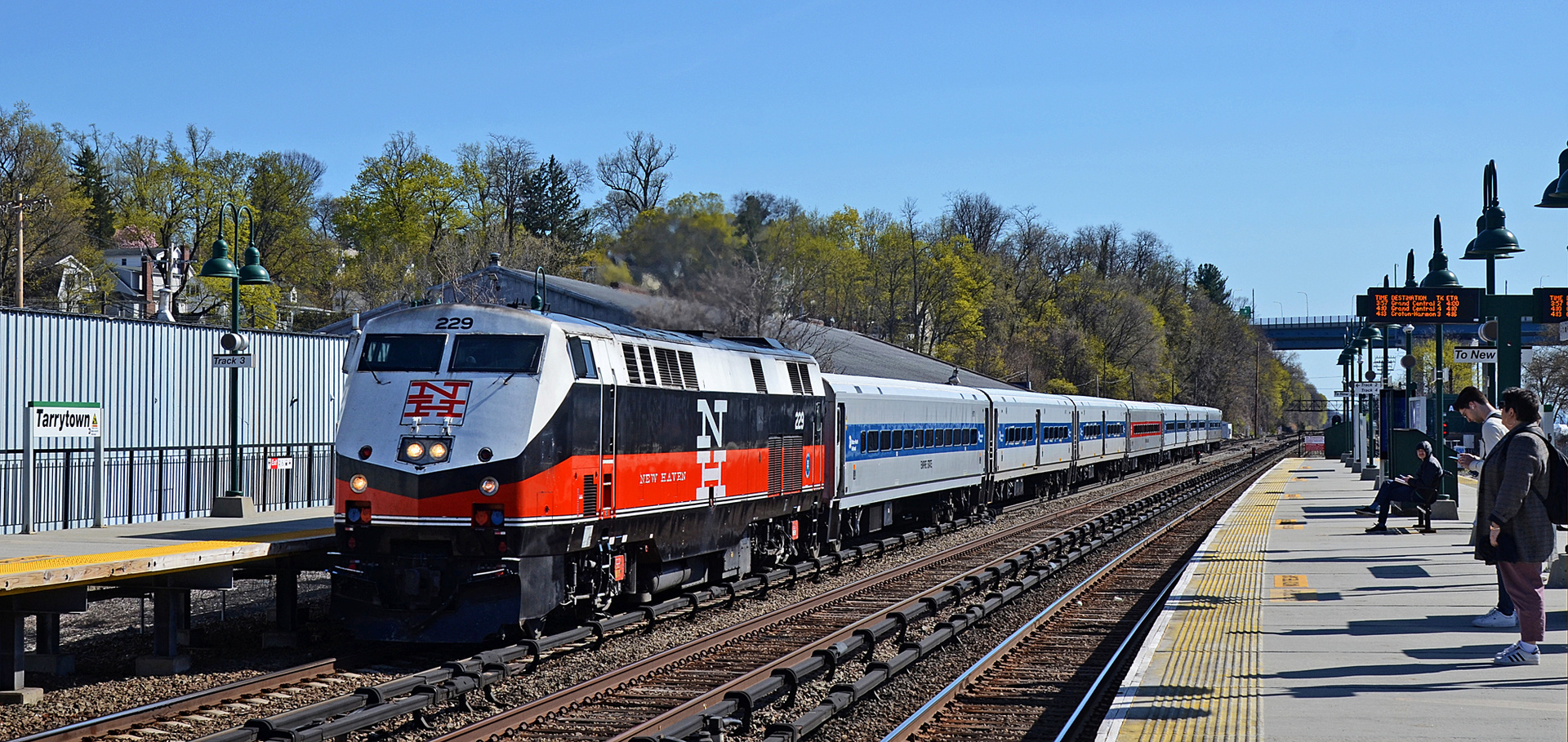 GE P32AC-DM – photo 6