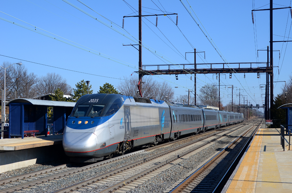 Bombardier Acela – photo 20