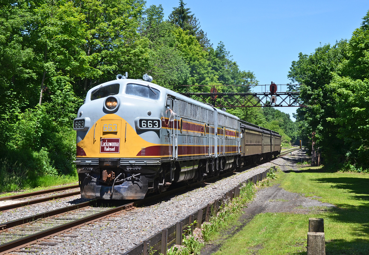 EMD F3A – Foto 3