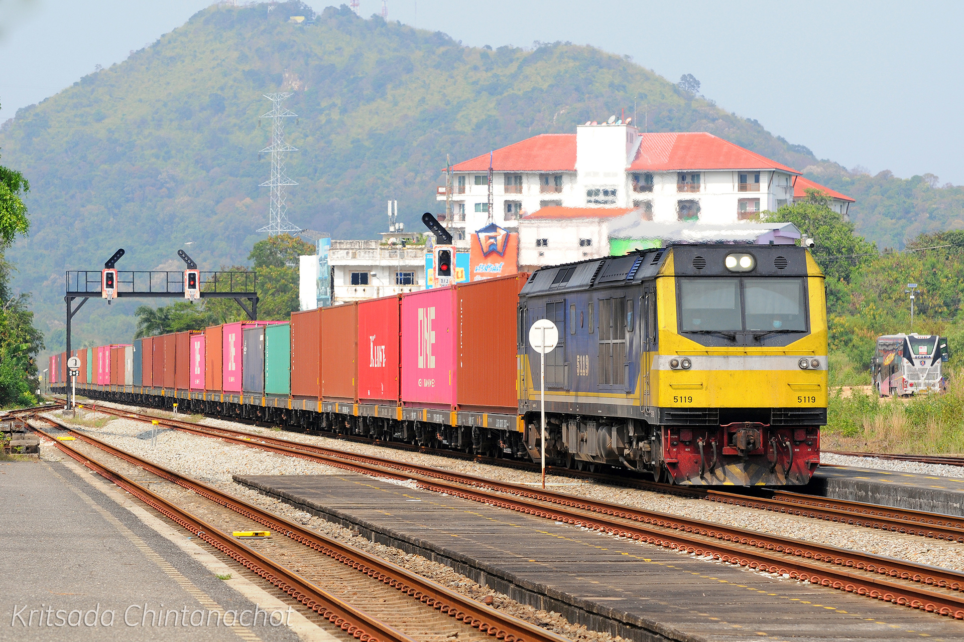 CRRC Qishuyan SDA3 – Foto 3