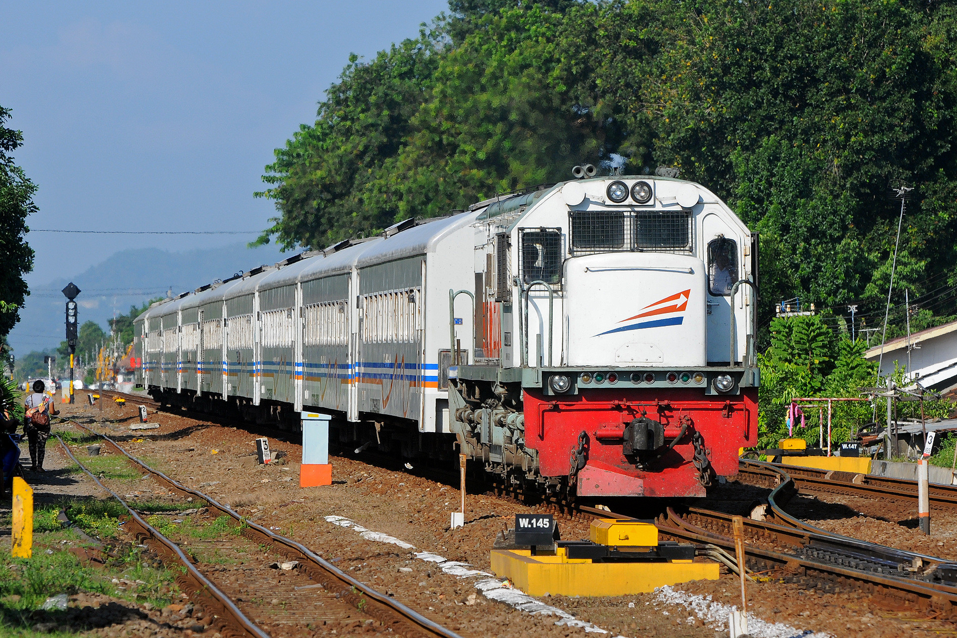 GE U18C – photo 6