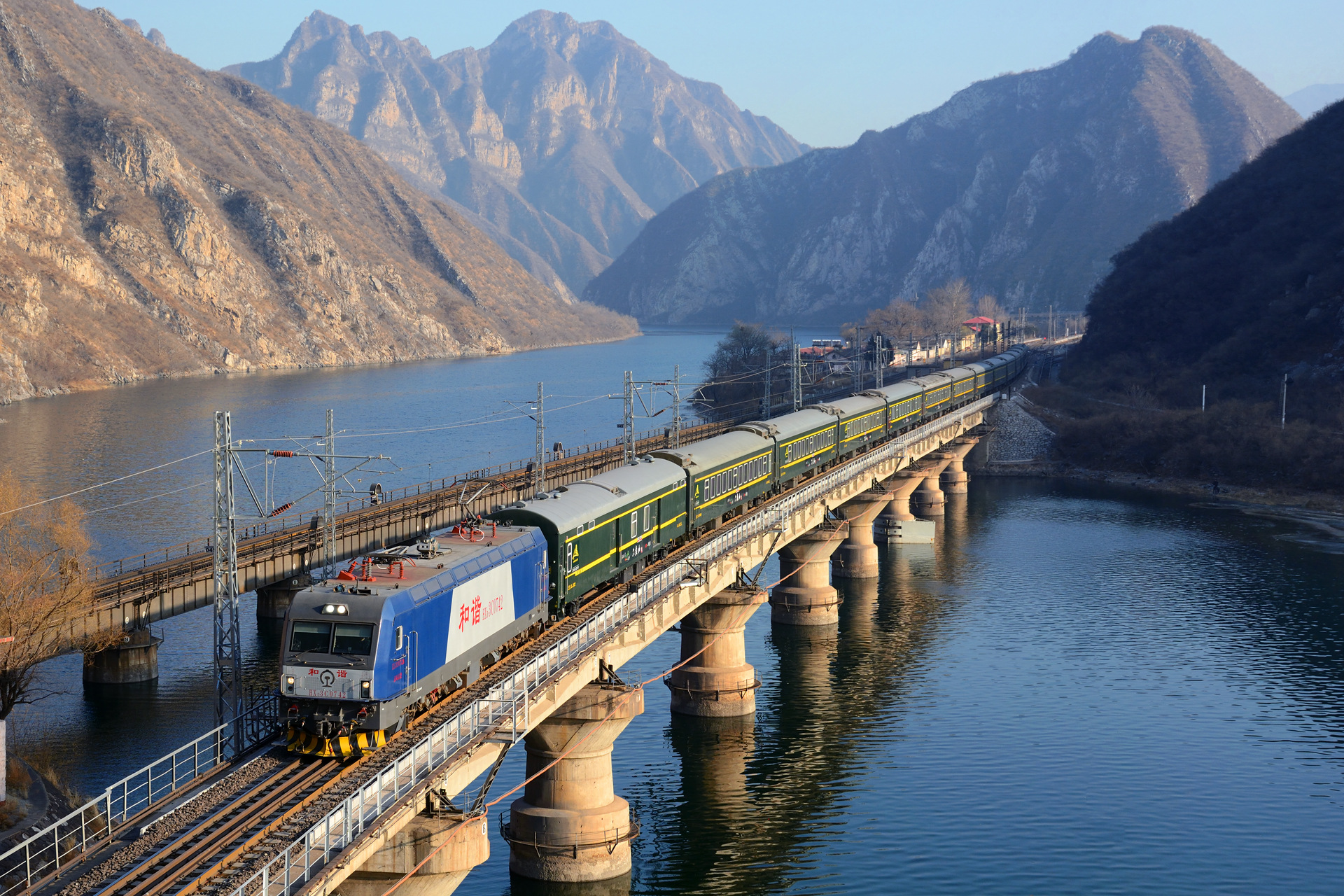 CRRC Dalian HXD3C – photo 5