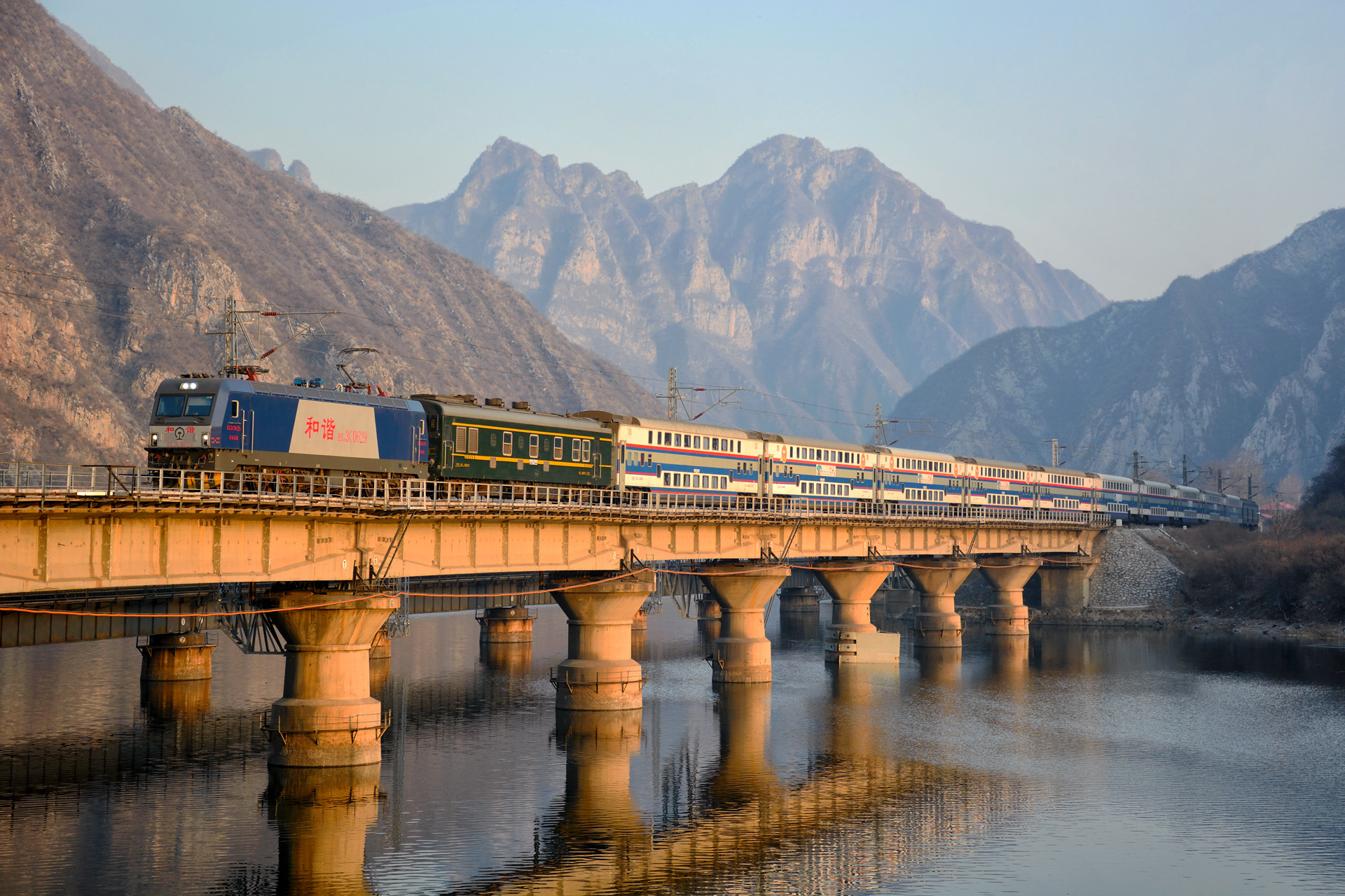 CRRC Dalian HXD3C – photo 7