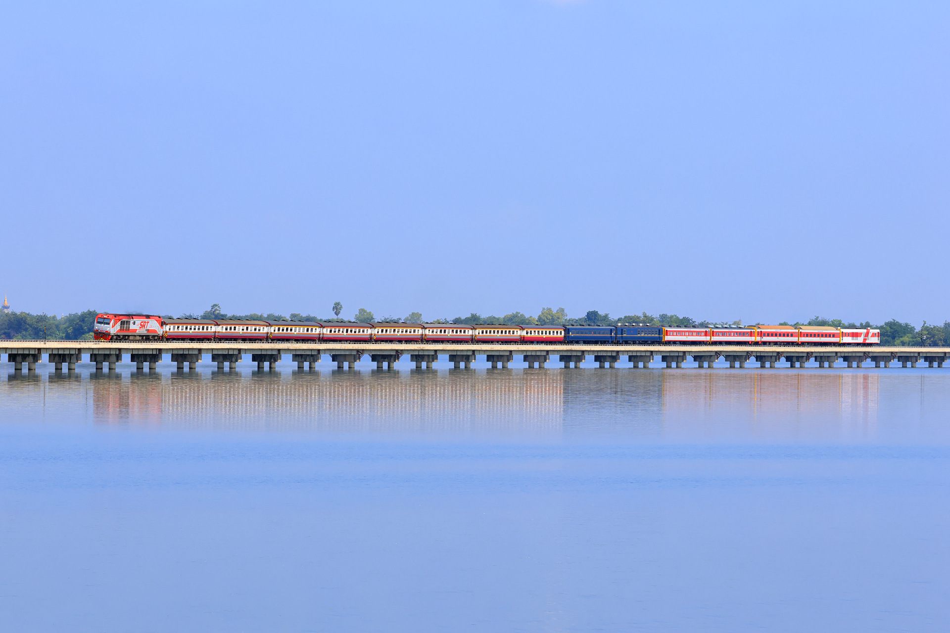 CRRC Qishuyan CDA5B1 – foto 8