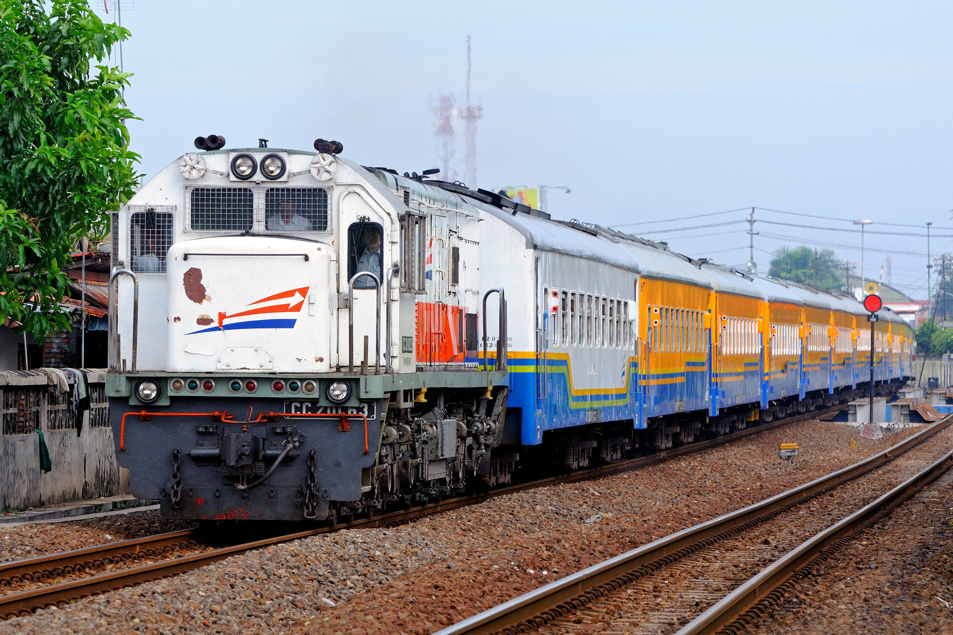 GE U18C – photo 10