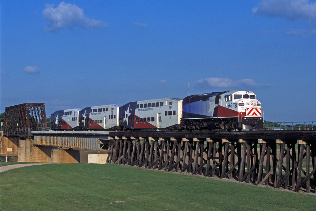 EMD F59PH – Foto 12