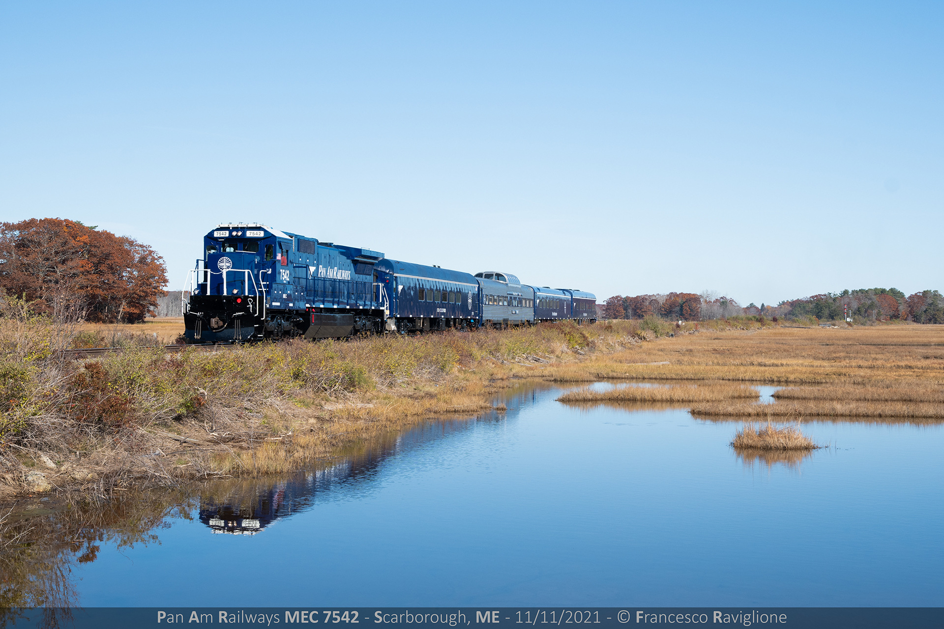 GE Dash 8-40C – photo 4