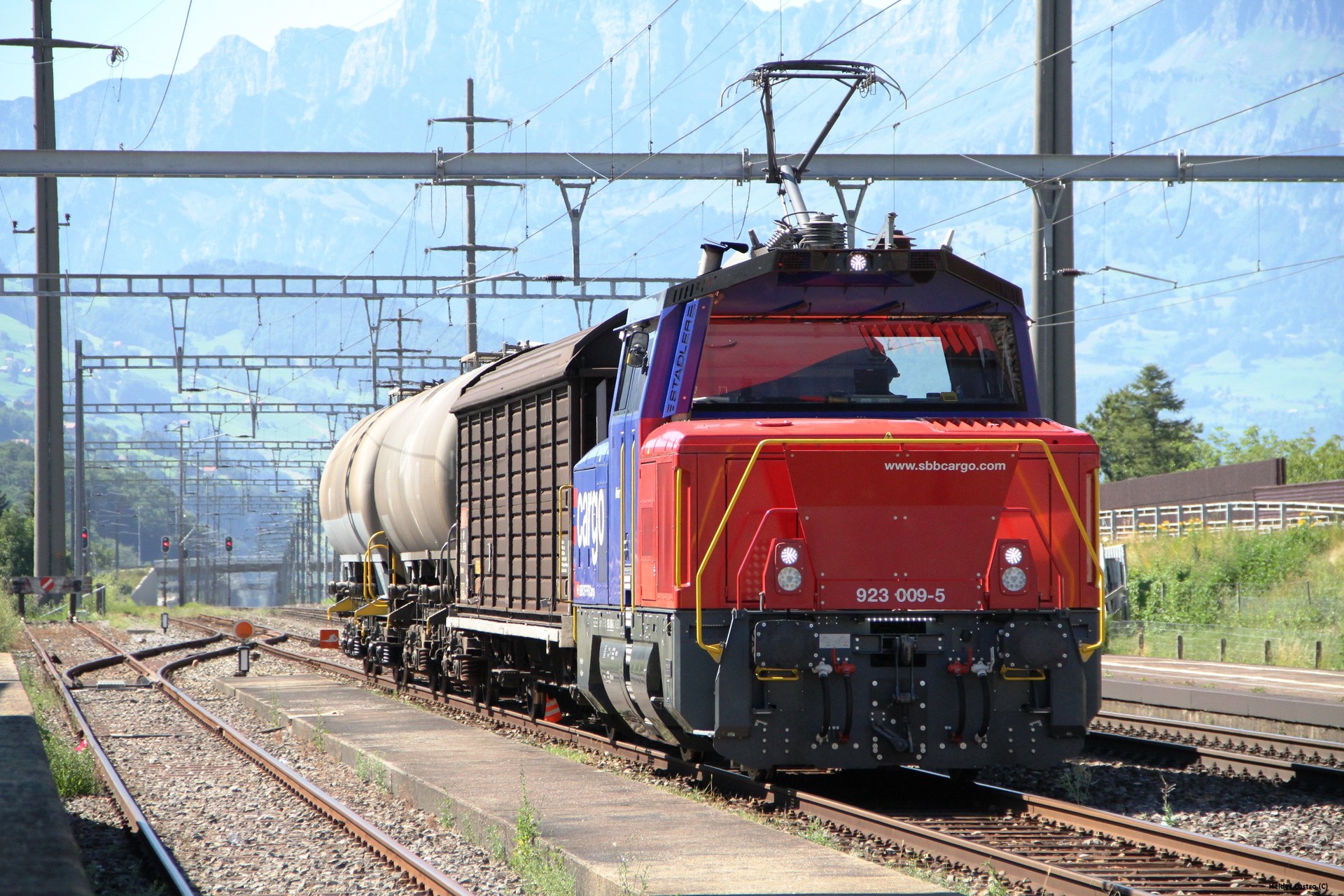 Stadler SBB Eem 923 – photo 6