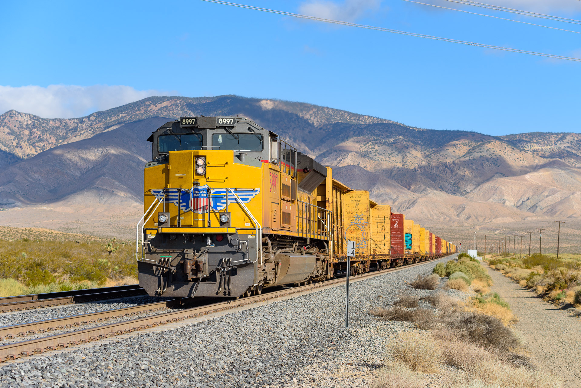 EMD SD70AH – photo 22