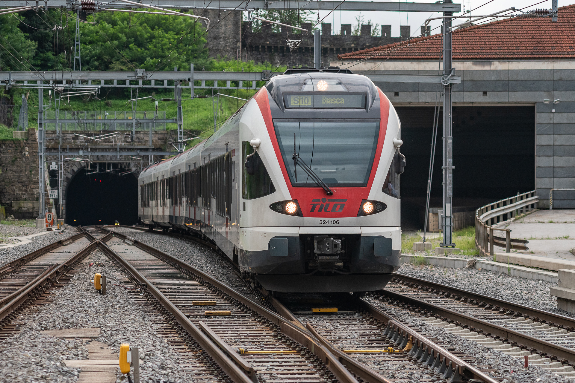 Stadler Flirt 6/14 15 kV+3 kV – photo 13