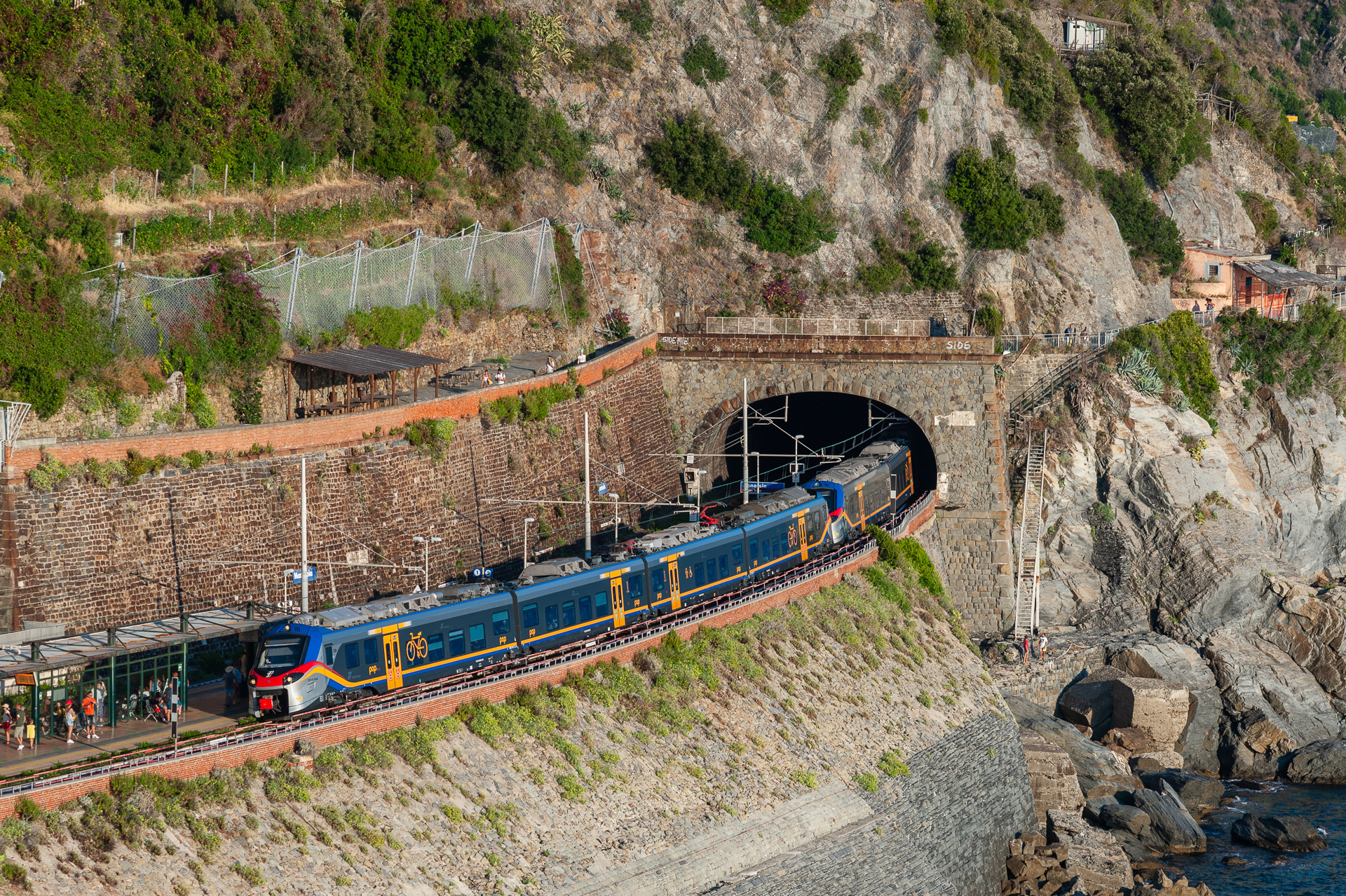 Alstom ETR 104 – photo 22