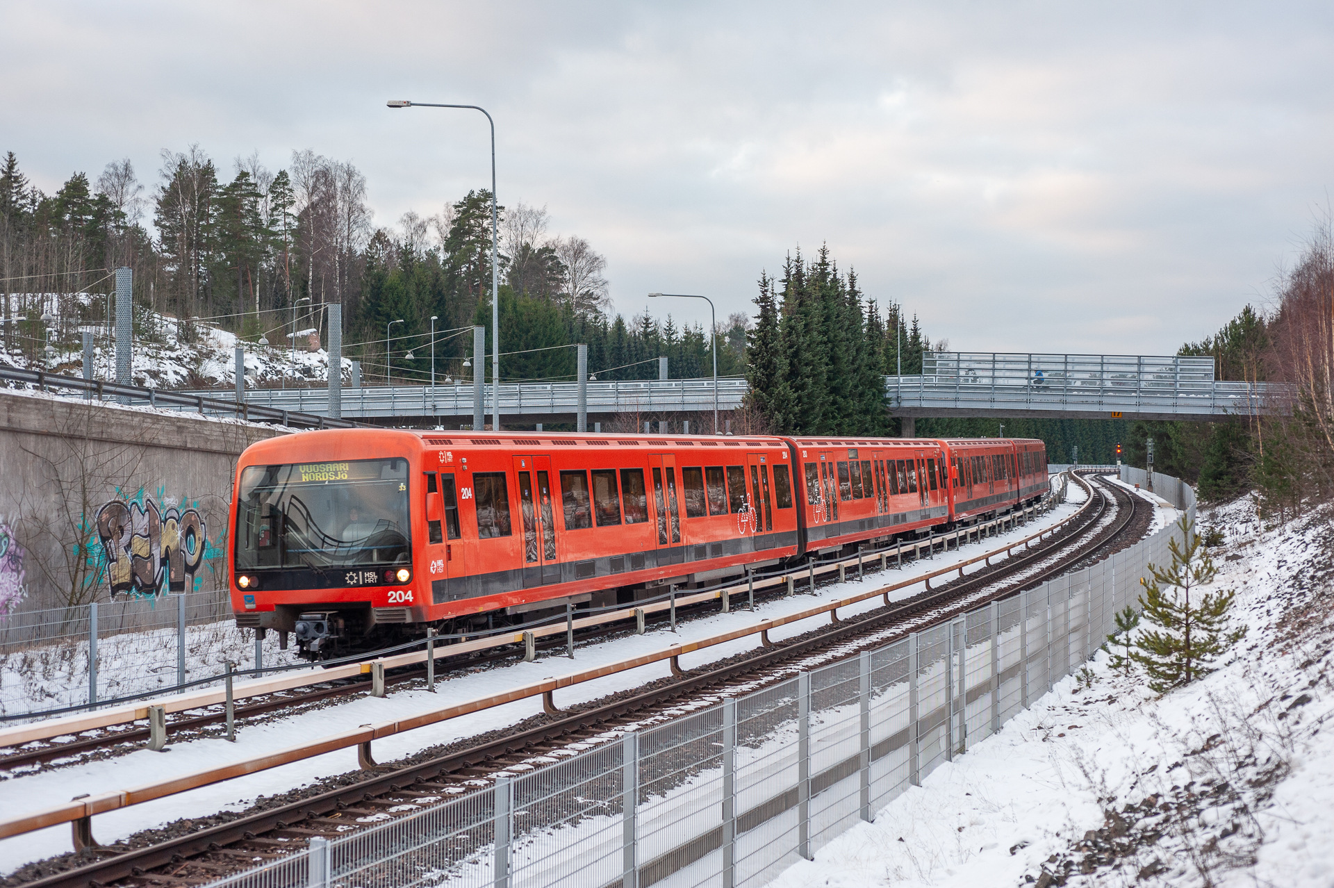 Bombardier HKL M200 – photo 2