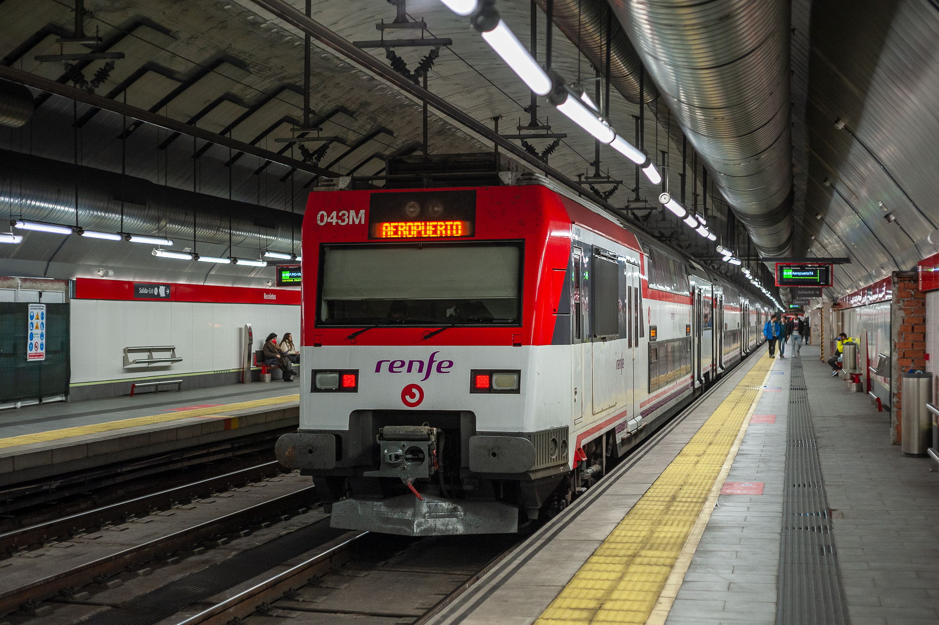 CAF RENFE 450 – photo 7