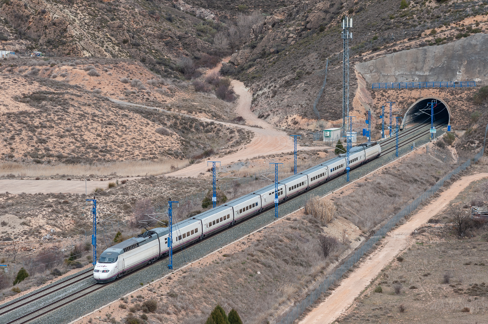 CAF RENFE 100 – photo 18