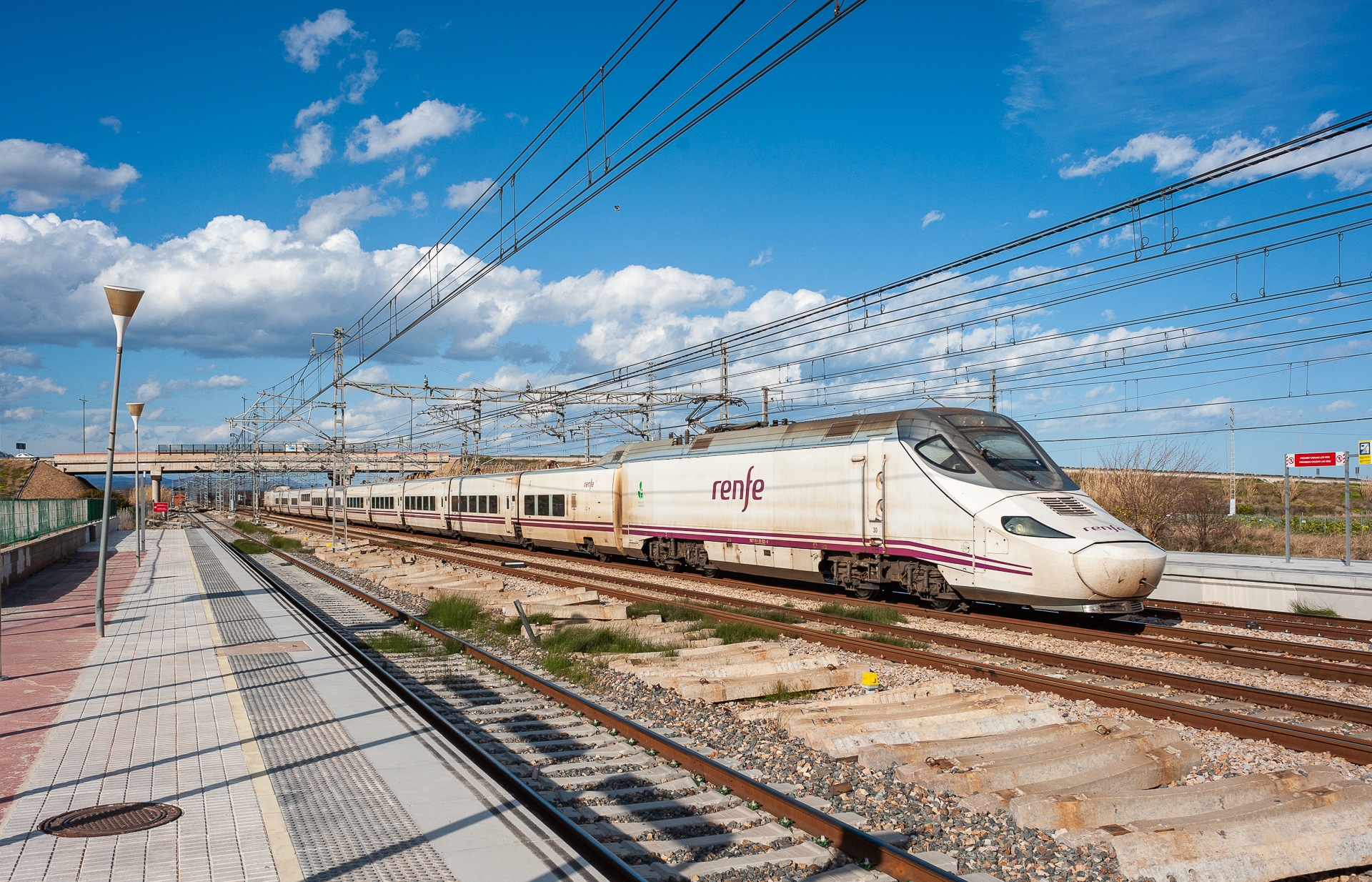 Bombardier RENFE 130 – photo 14