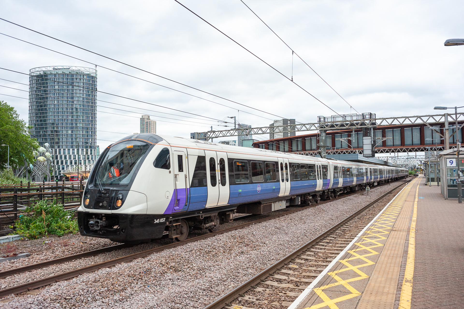Bombardier British Rail Class 345 – photo 14