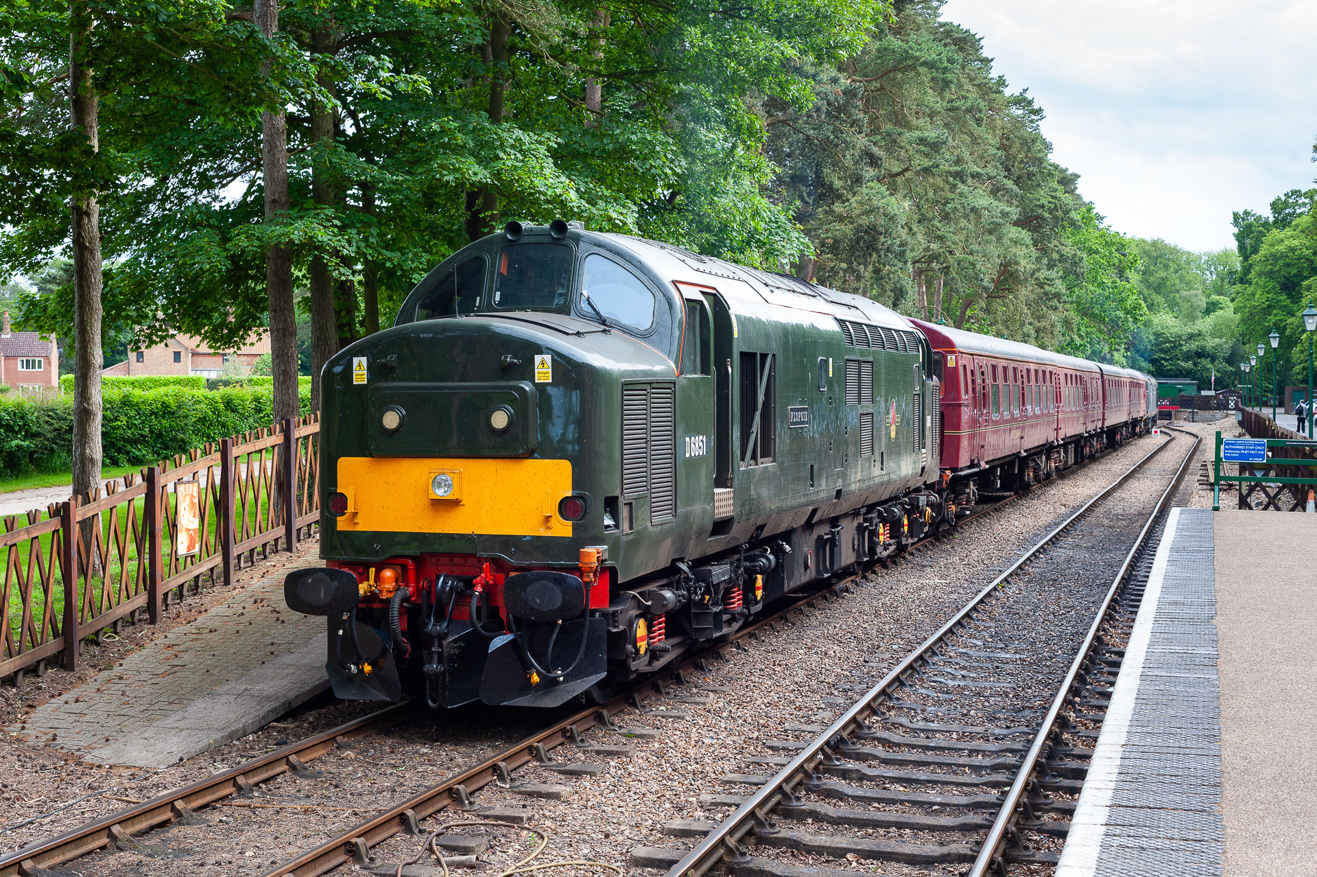 English Electric 37/6 – foto 4