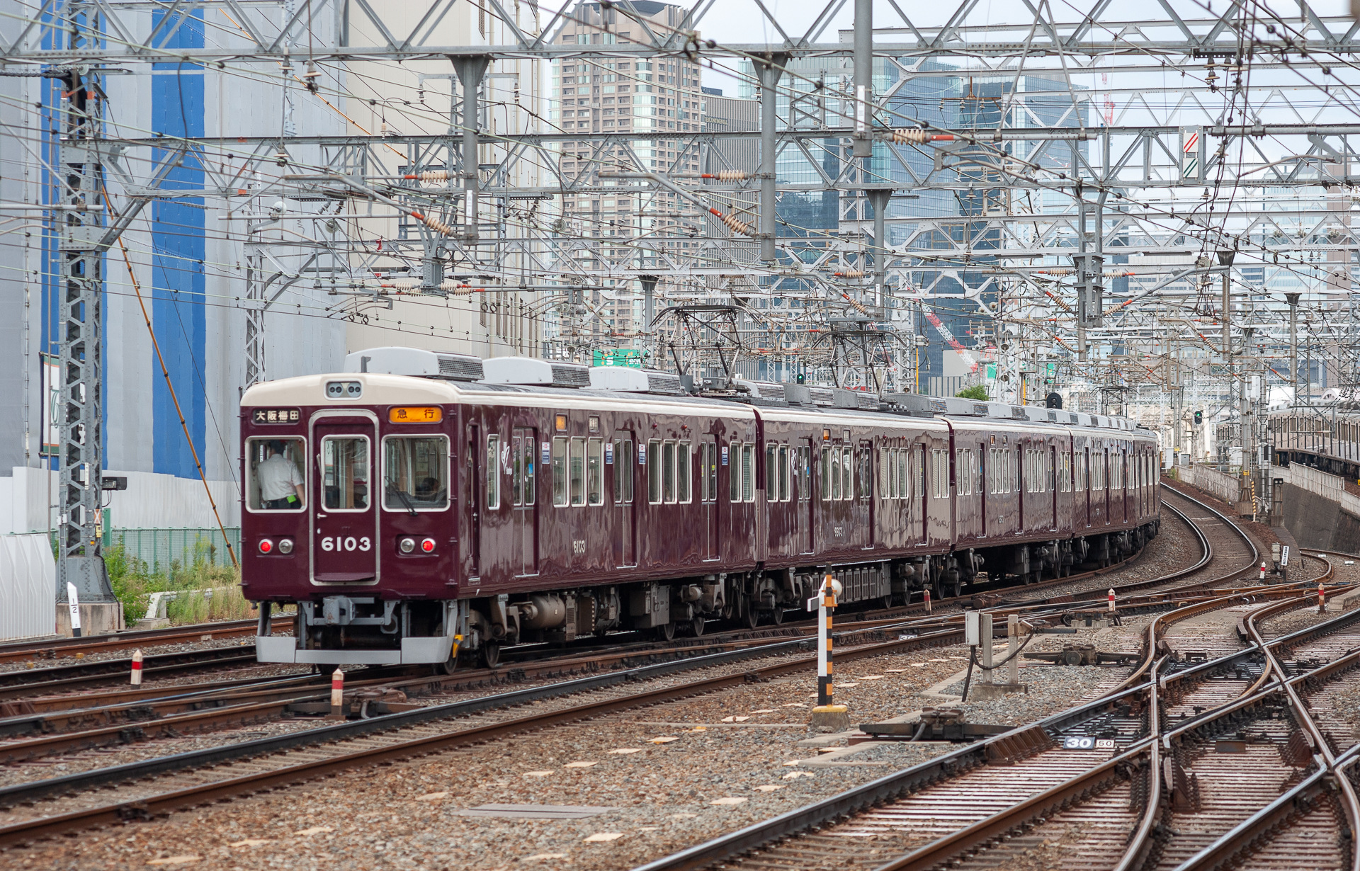 Alna Hankyu 6300 – photo 2