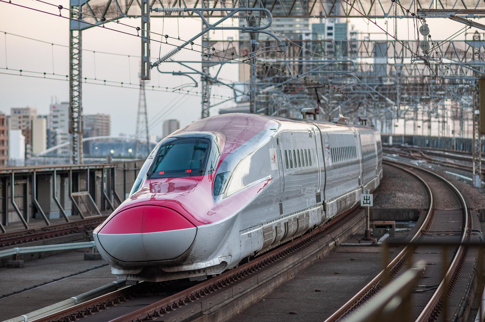 Hitachi E6 – photo 3