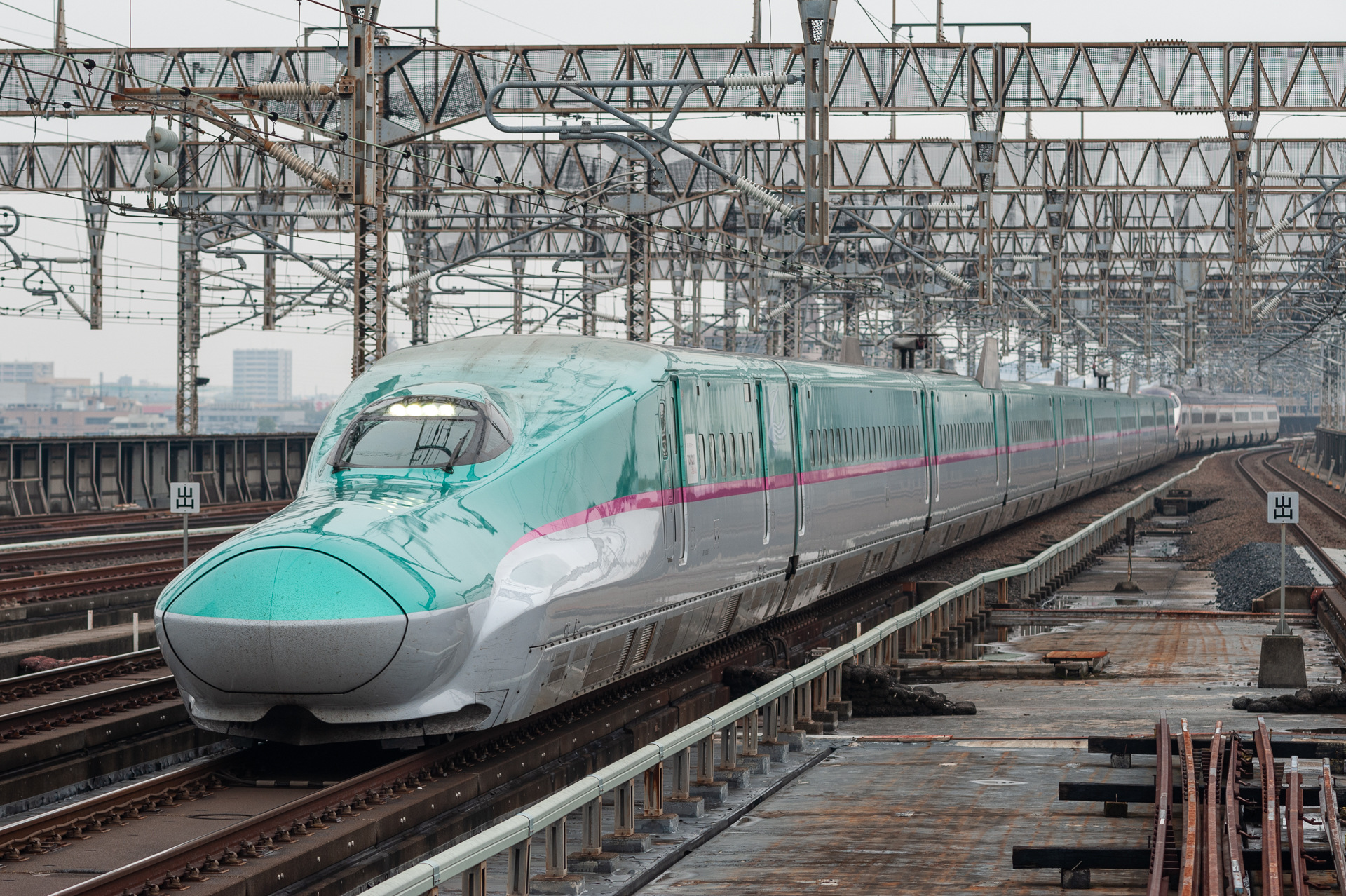 Hitachi E5 – photo 3