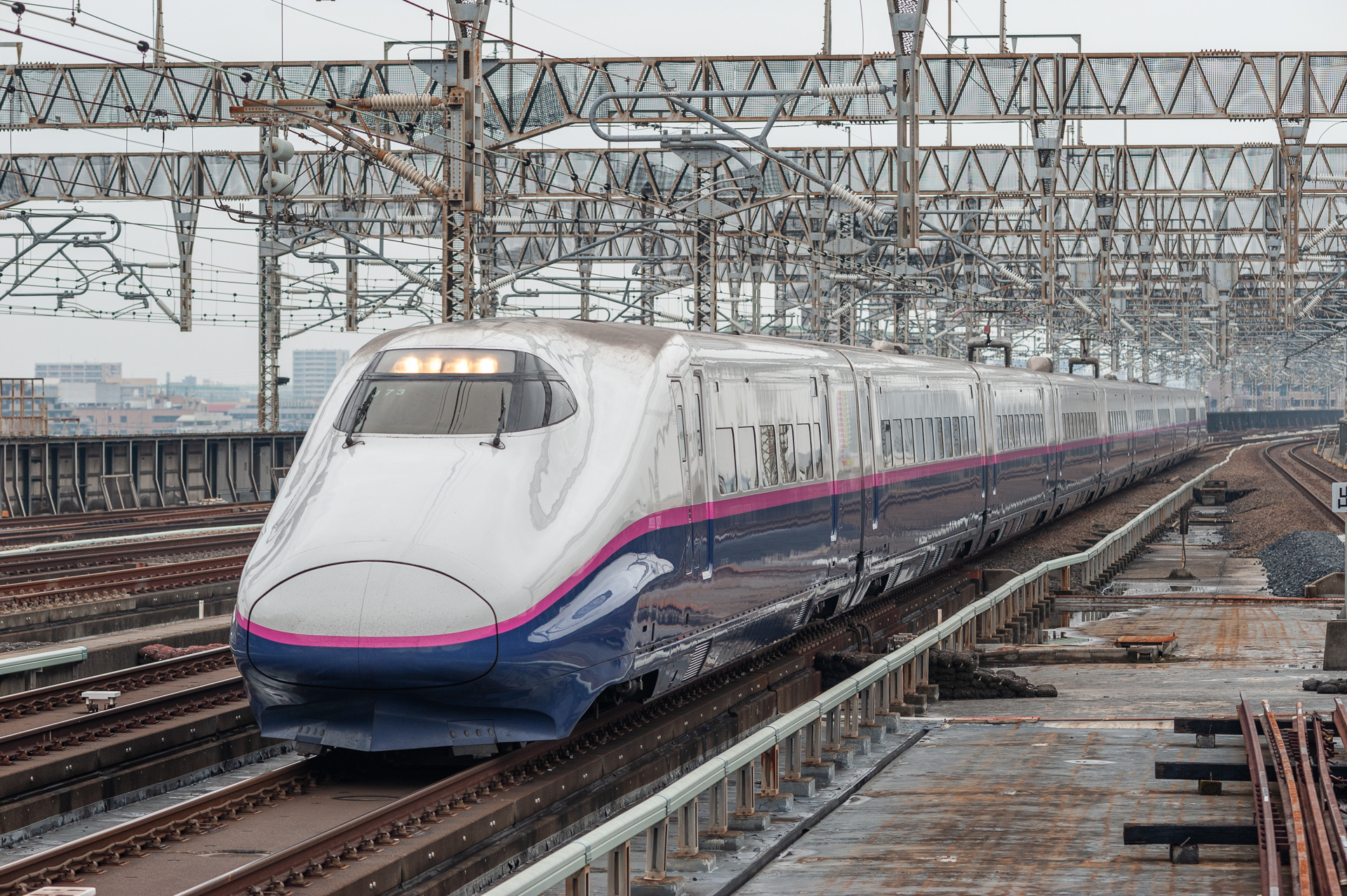Hitachi E2-1000 – photo 3