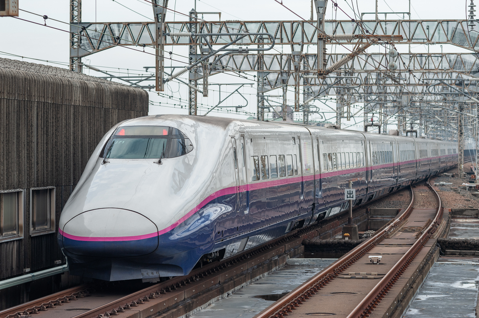 Hitachi E2-1000 – photo 4