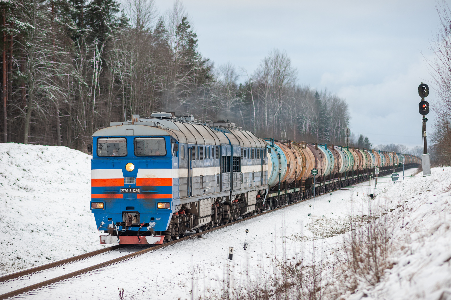 Luhanskteplovoz 2TE116 – foto 19