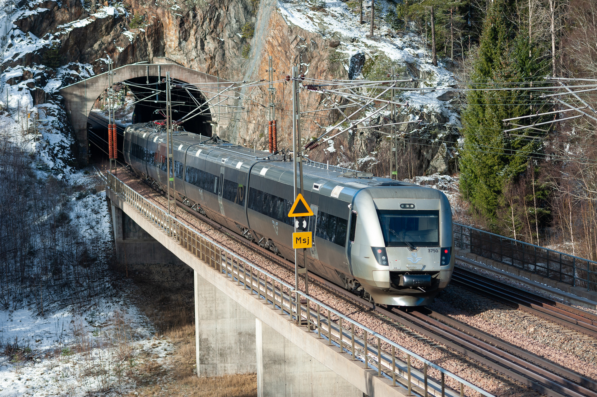 Bombardier X55-4 – photo 3